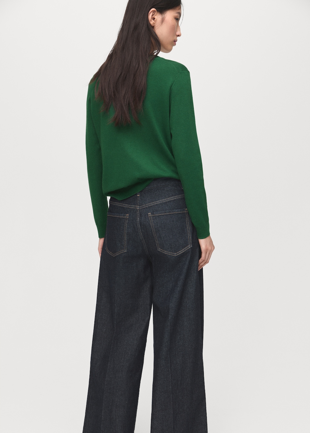 Fine-knit crew-neck sweater