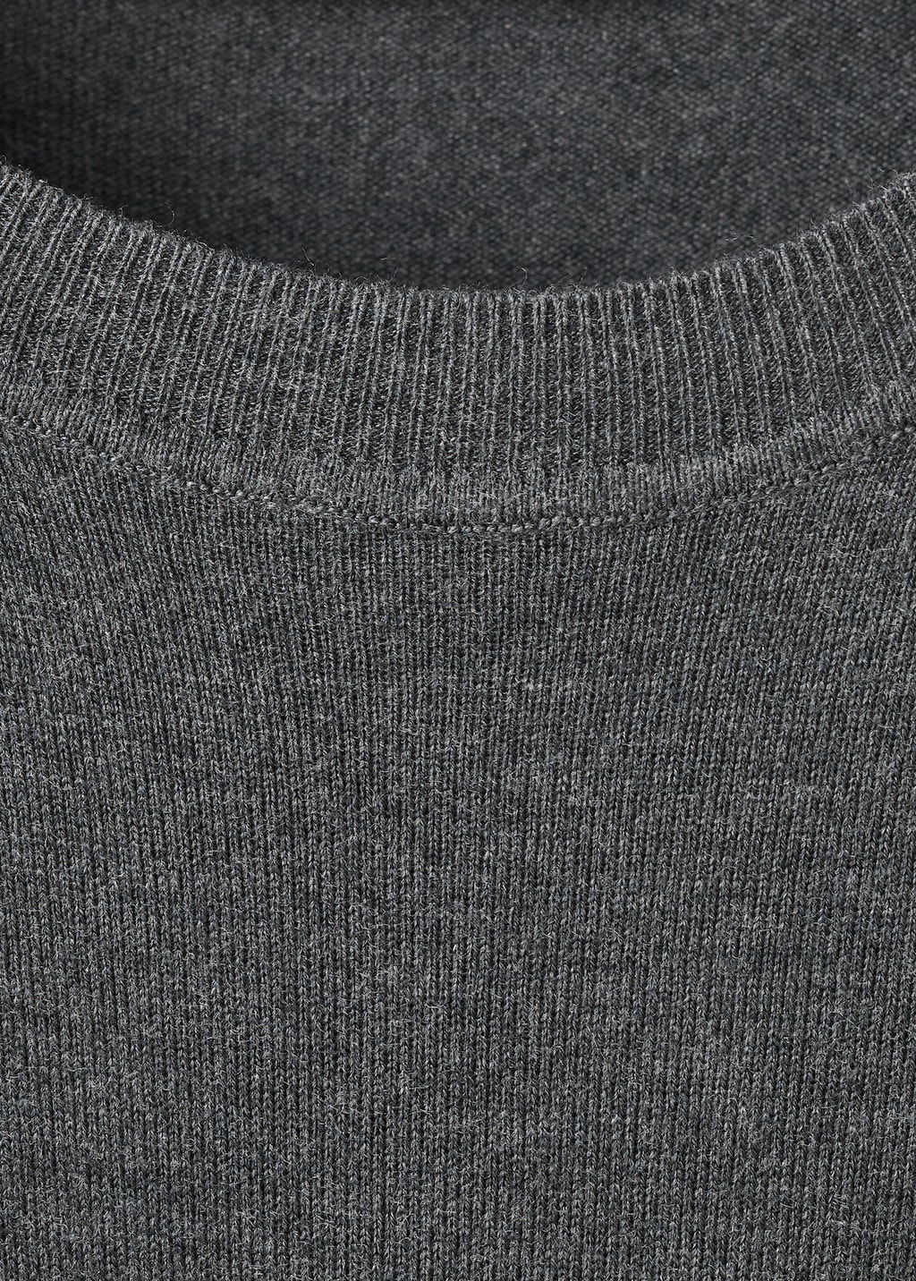 Mango Fine-knit crew-neck sweater