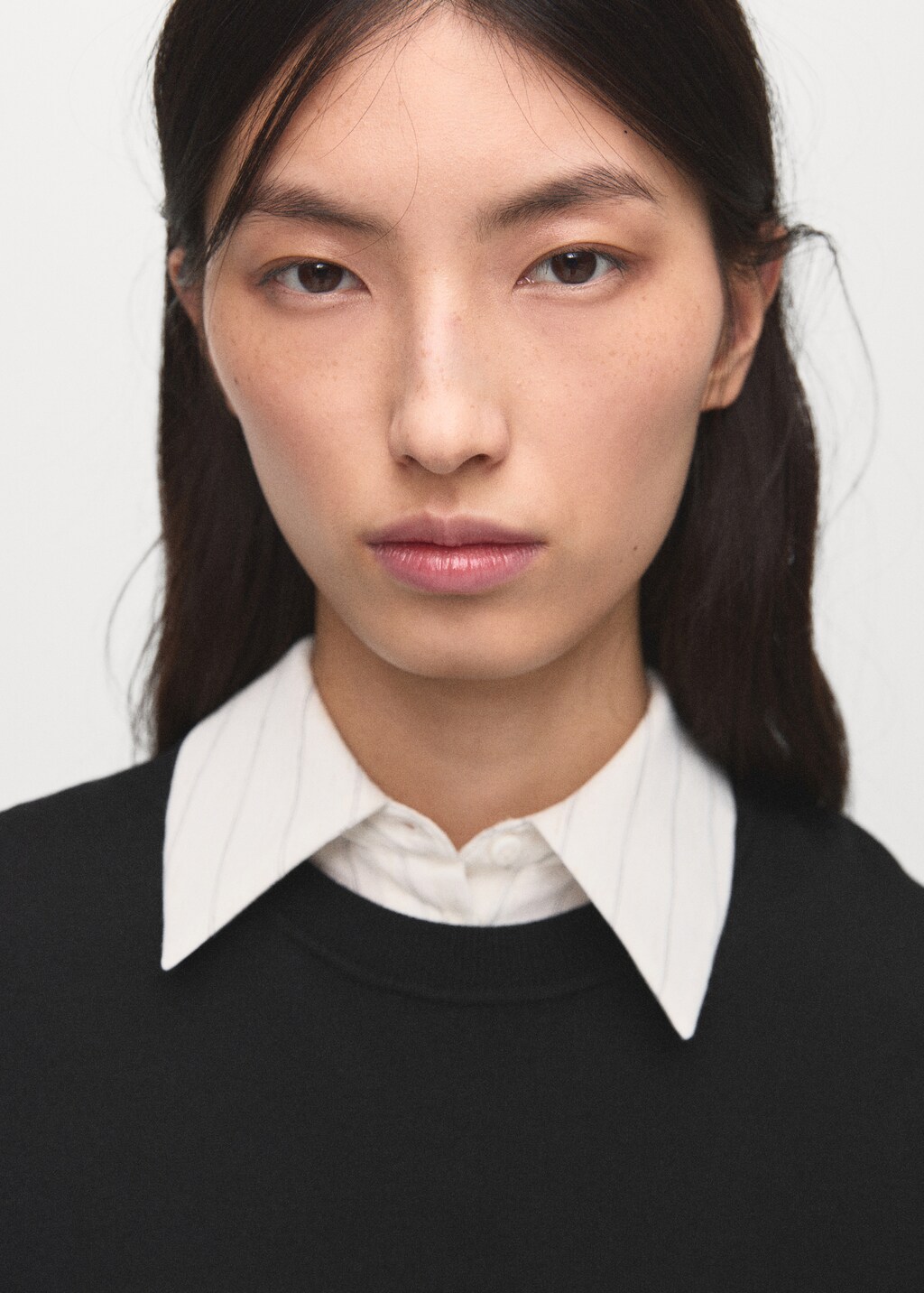 Fine-knit crew-neck sweater