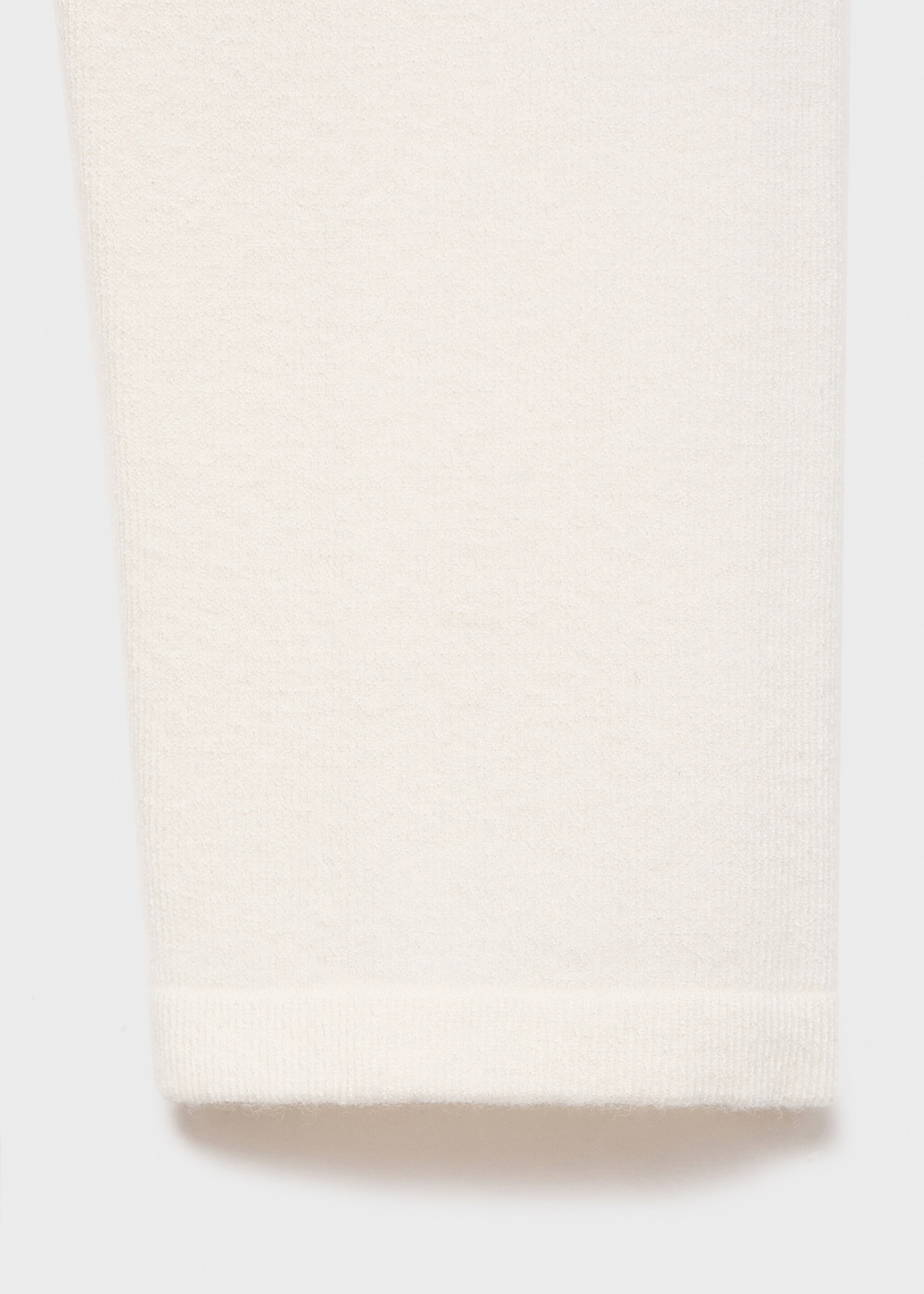 Long-sleeved fine-knit sweater - Details of the article 0, Ecru. Ref: 17005819-00.