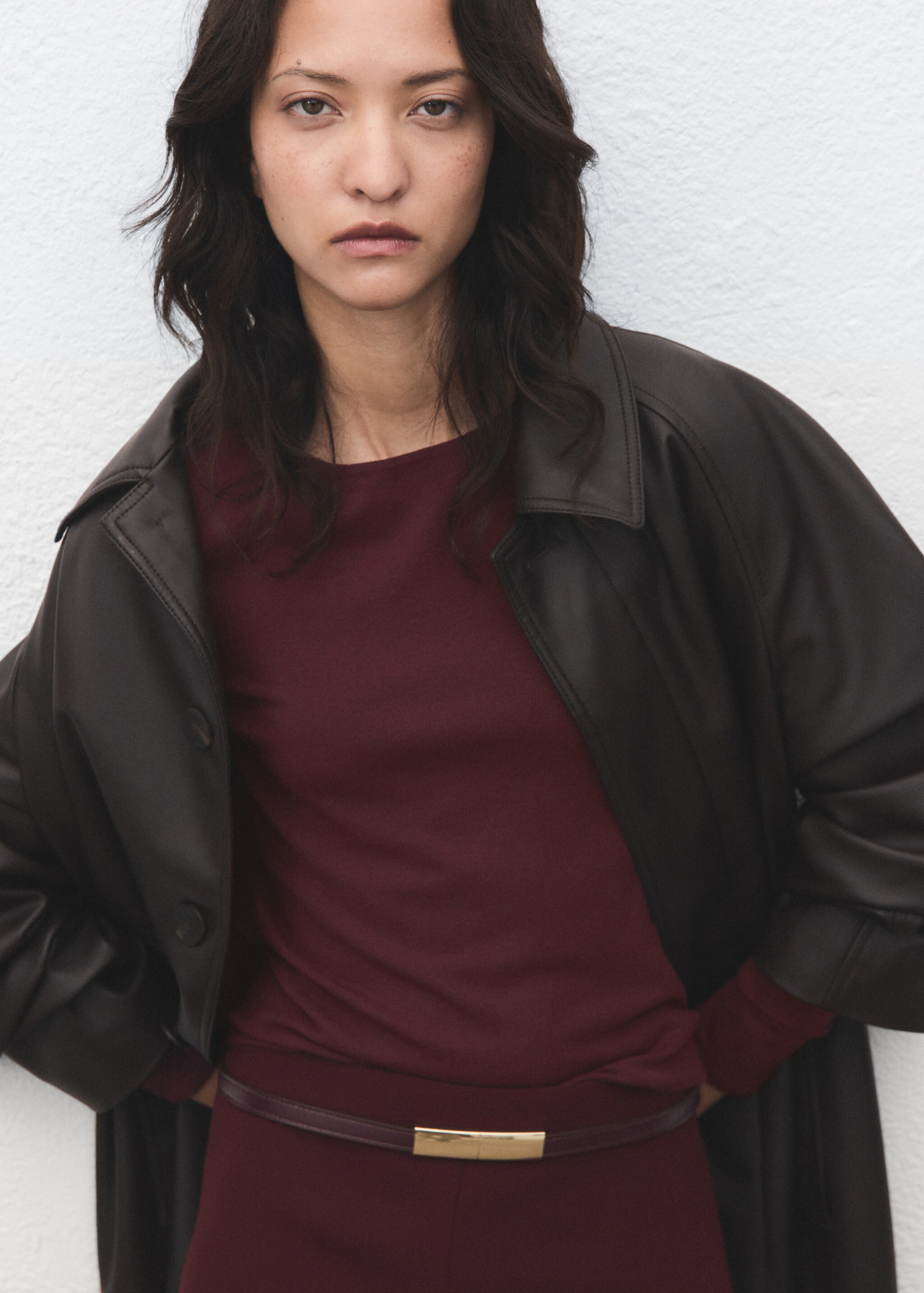 Long-sleeved fine-knit sweater - Details of the article 2, Wine. Ref: 17005819-00.