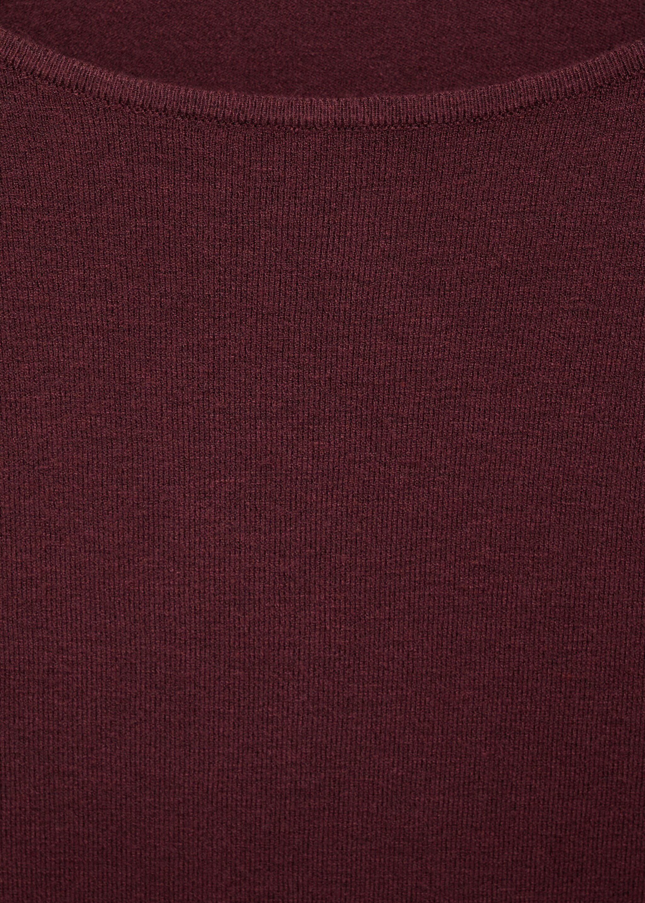 Long-sleeved fine-knit sweater - Details of the article 8, Wine. Ref: 17005819-00.