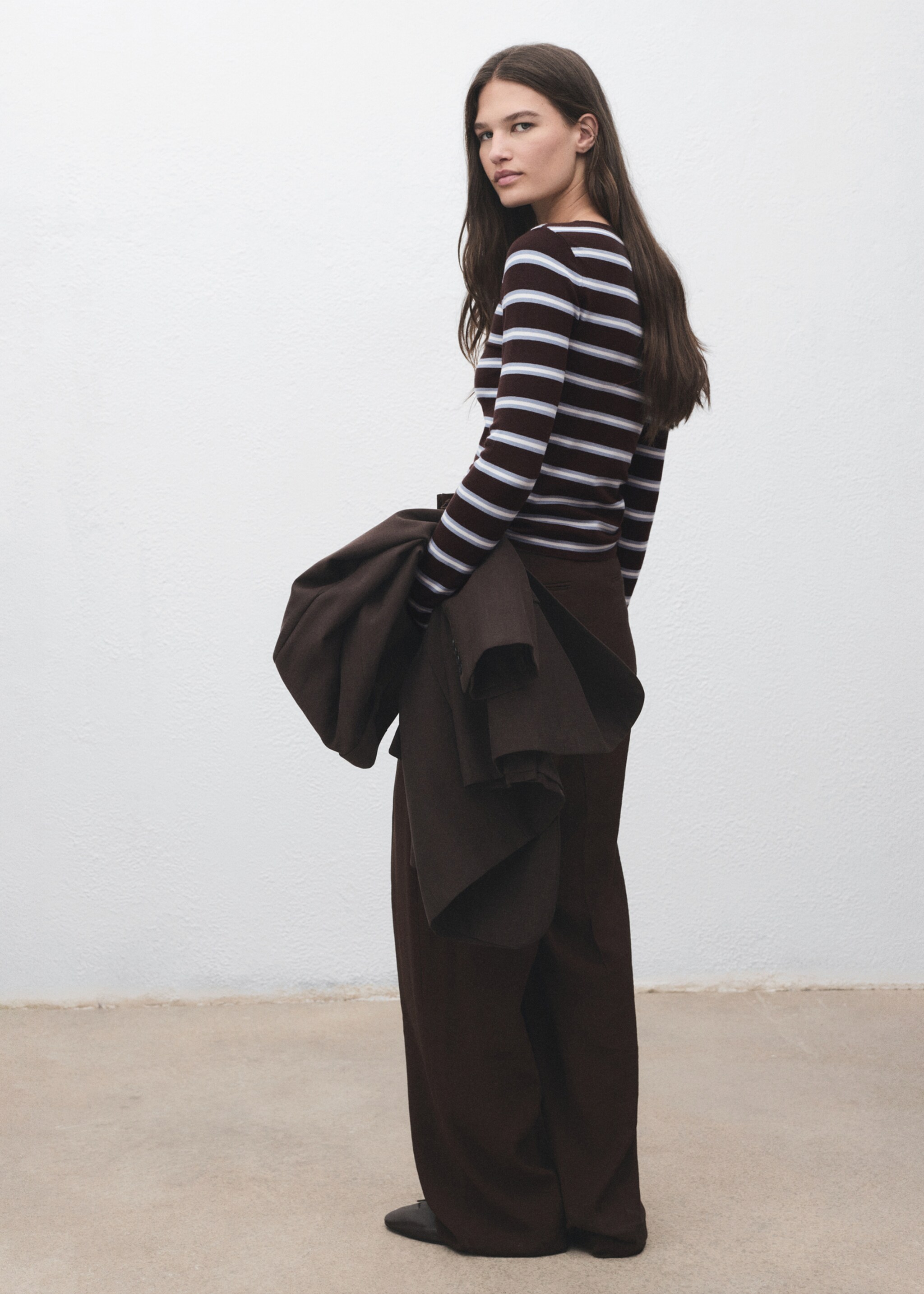 Striped fine knit sweater - Reverse of the article, Chocolate. Ref: 17005820-00.