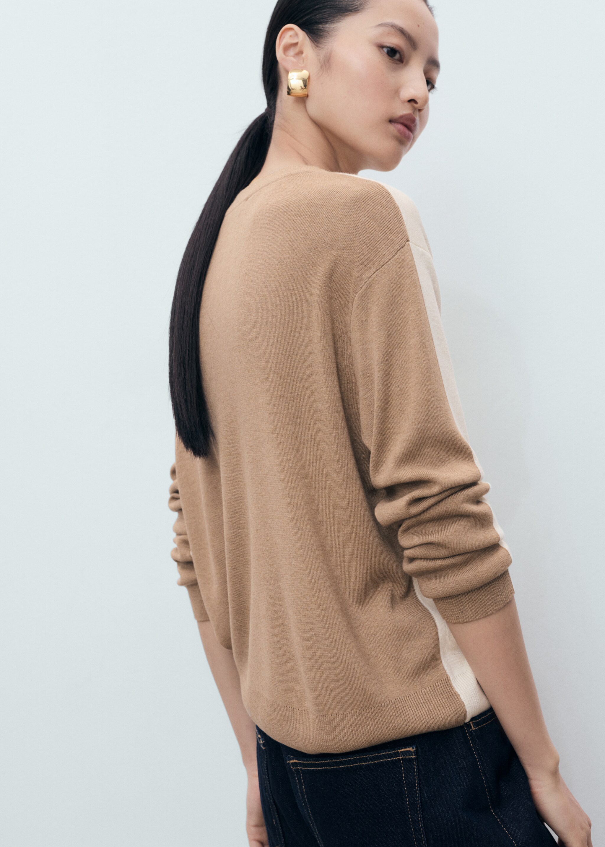 Combined-design sweater - Reverse of the article, Ecru. Ref: 17005821-00.