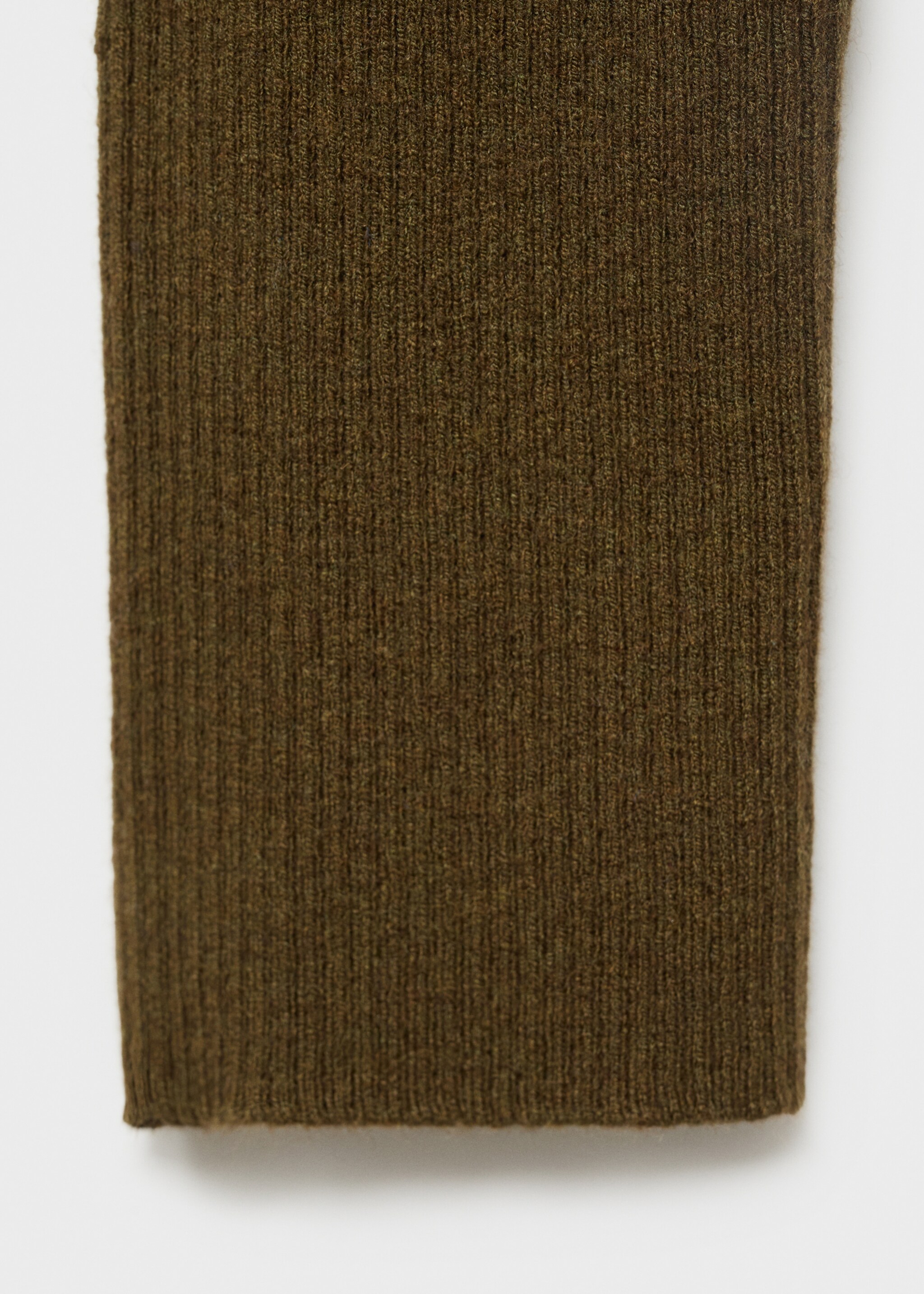 Polo-neck ribbed sweater - Details of the article 8, Khaki. Ref: 17005822-00.
