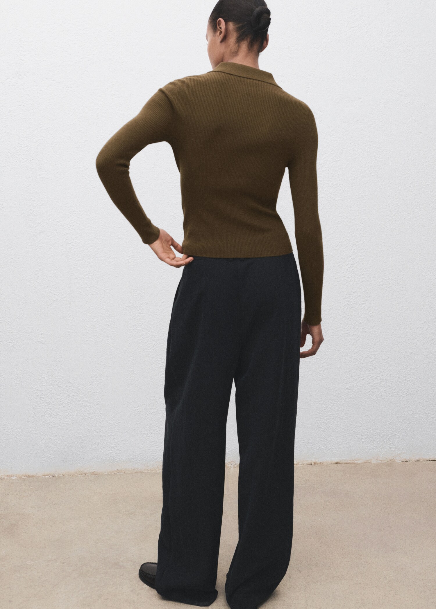 Jersey canalé cuello polo - Reverso del artículo