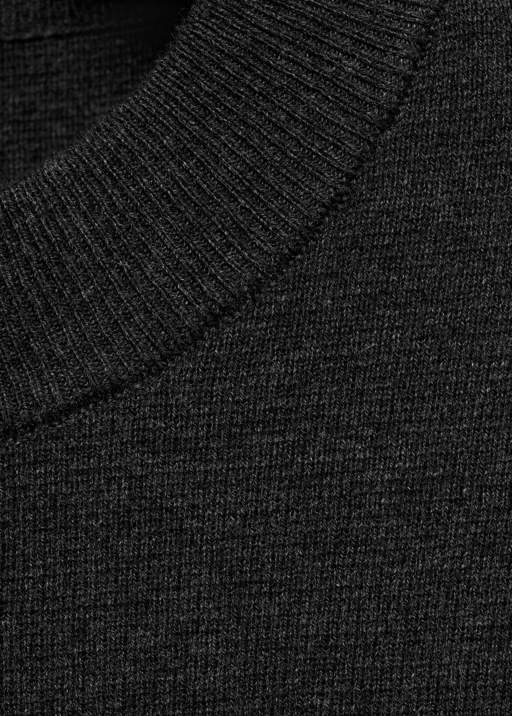 Knitted wool blend sweater - Details of the article 8, Dark Heather Grey. Ref: 17005823-00.