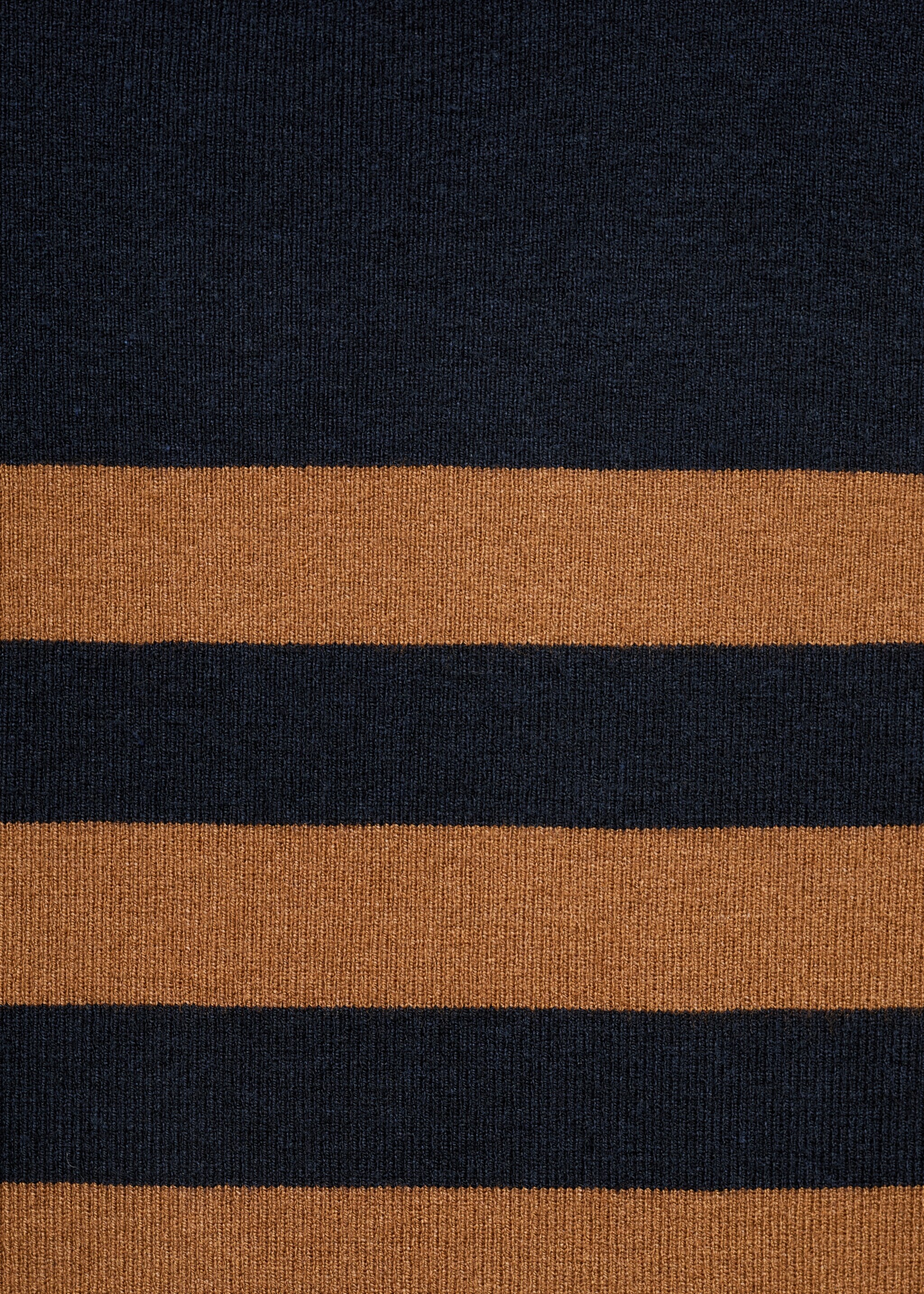 Perkins-neck sweater with button - Details of the article 8, Tobacco Brown. Ref: 17005824-00.