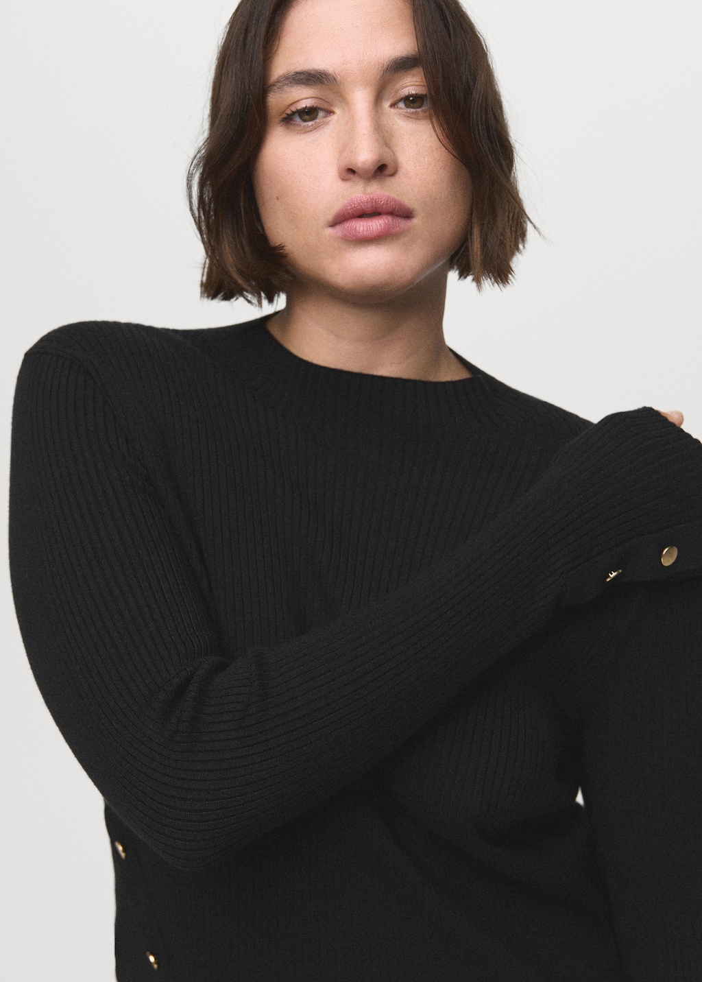 Asymmetrical sweater with buttons