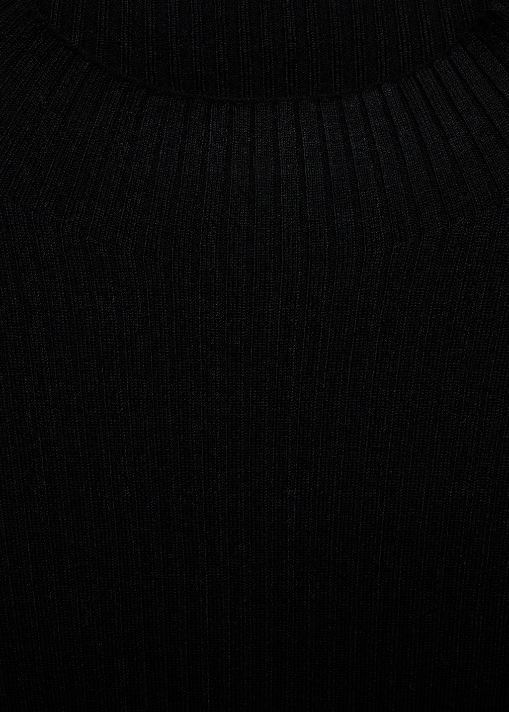 Asymmetrical sweater with buttons