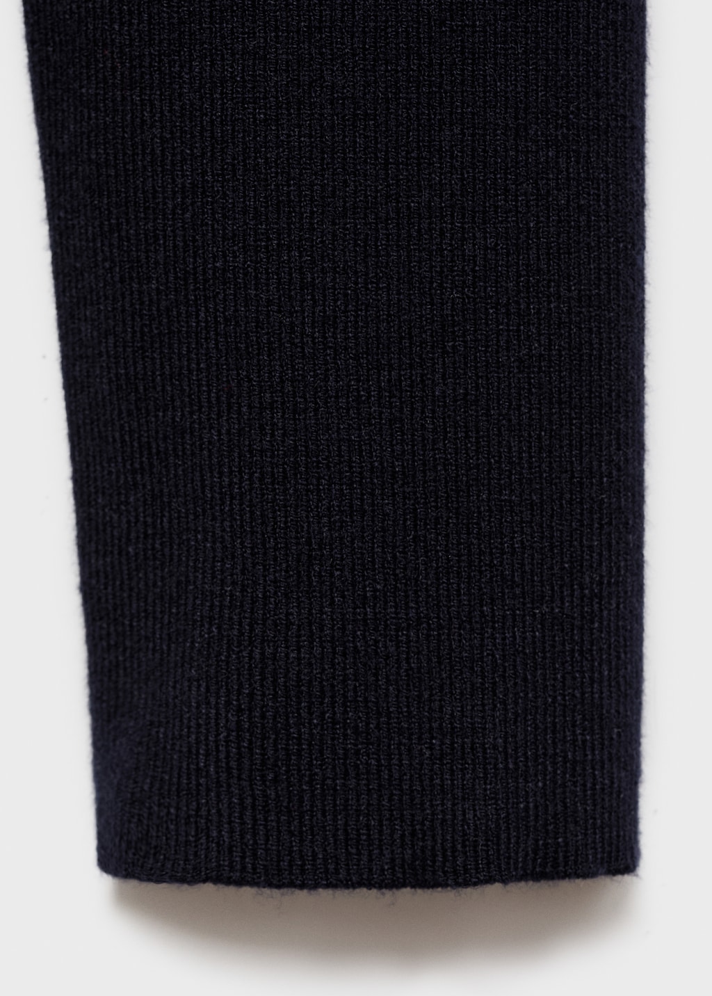 Combined shirt-collar sweater