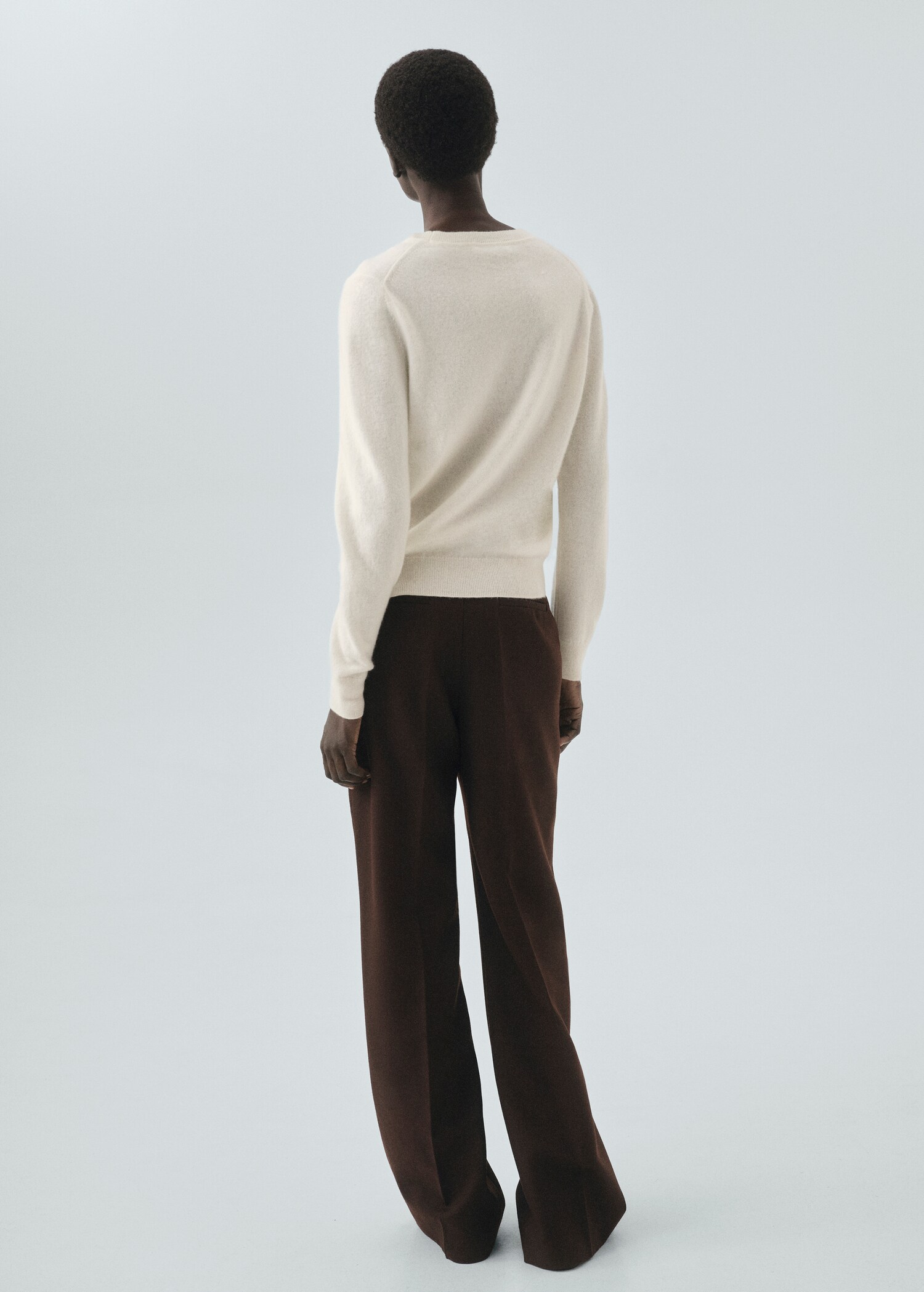 100% cashmere sweater - Reverse of the article