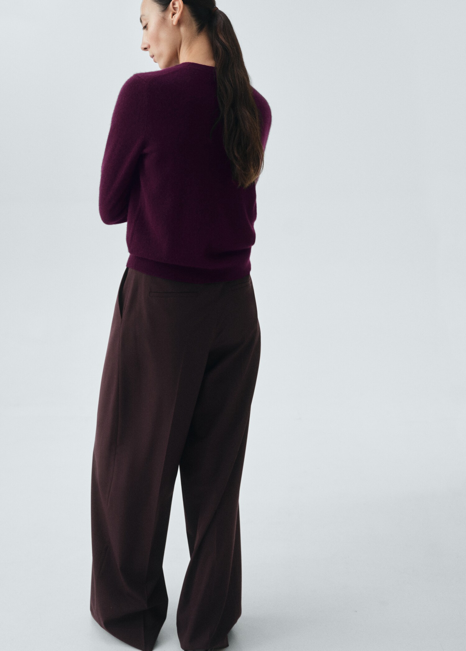 100% cashmere sweater - Reverse of the article