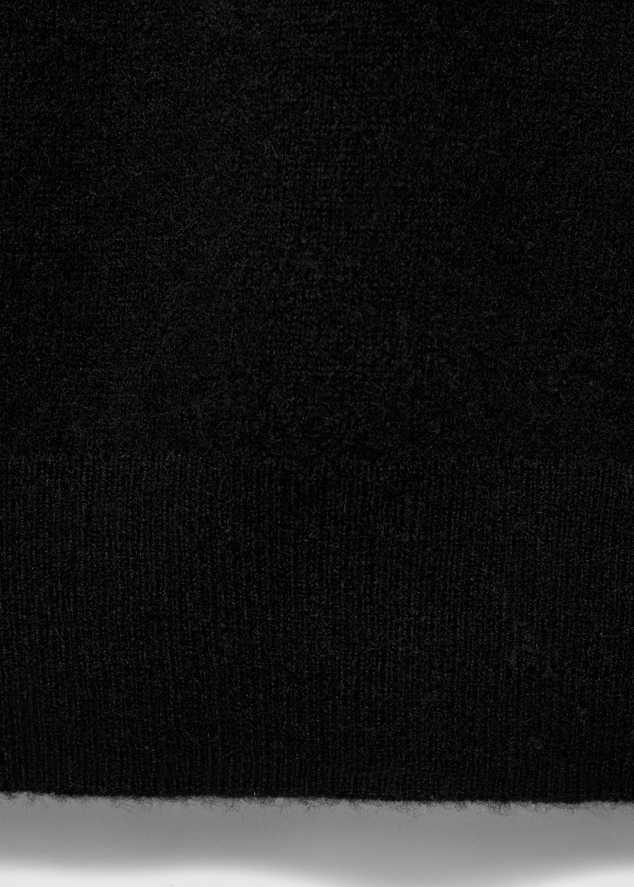 Pull-over 100 % cachemire - Détail de l'article 0, Noir. Ref: 17005830-00.