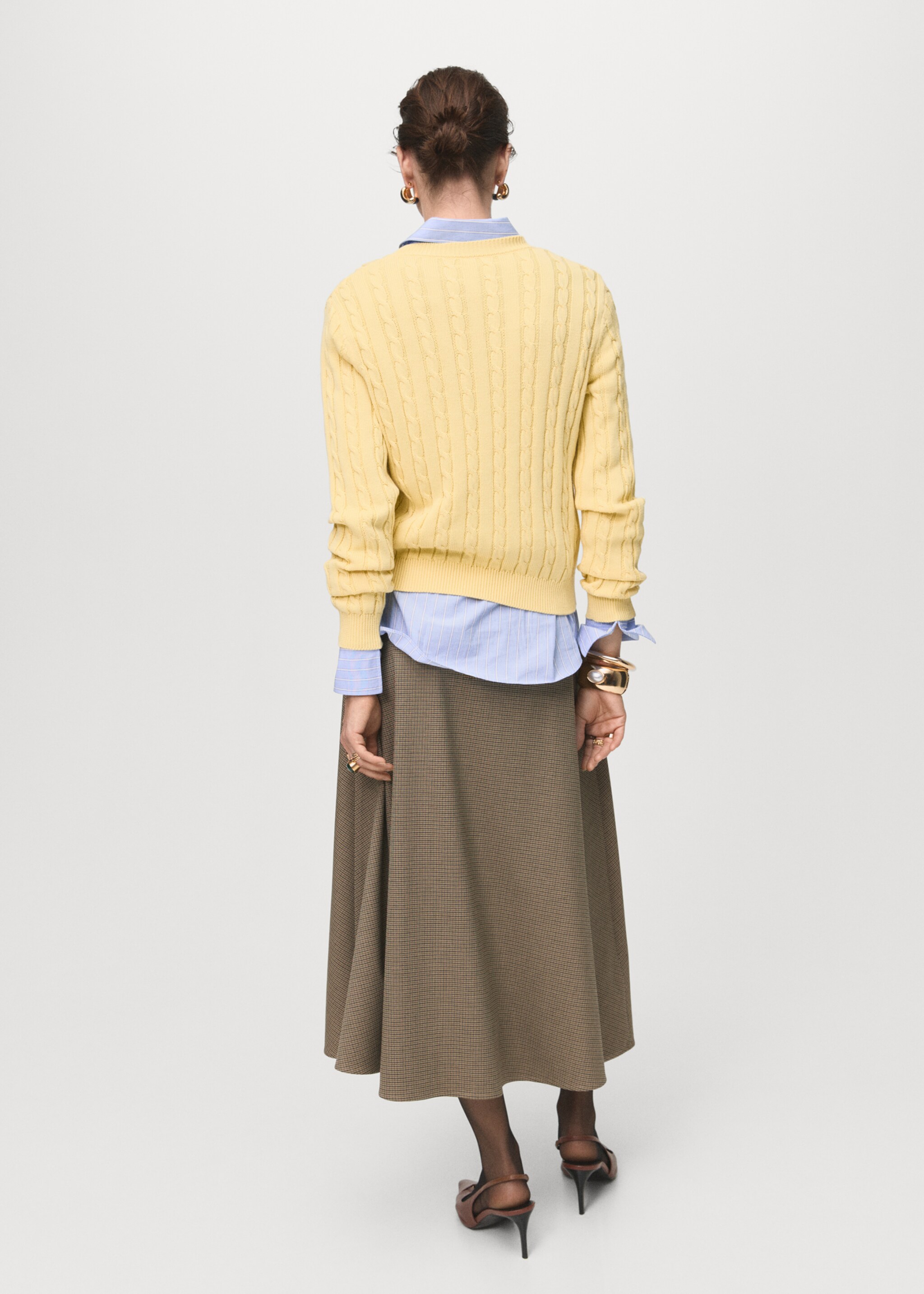 Braided knitted sweater - Reverse of the article, Pastel Yellow. Ref: 17005831-00.