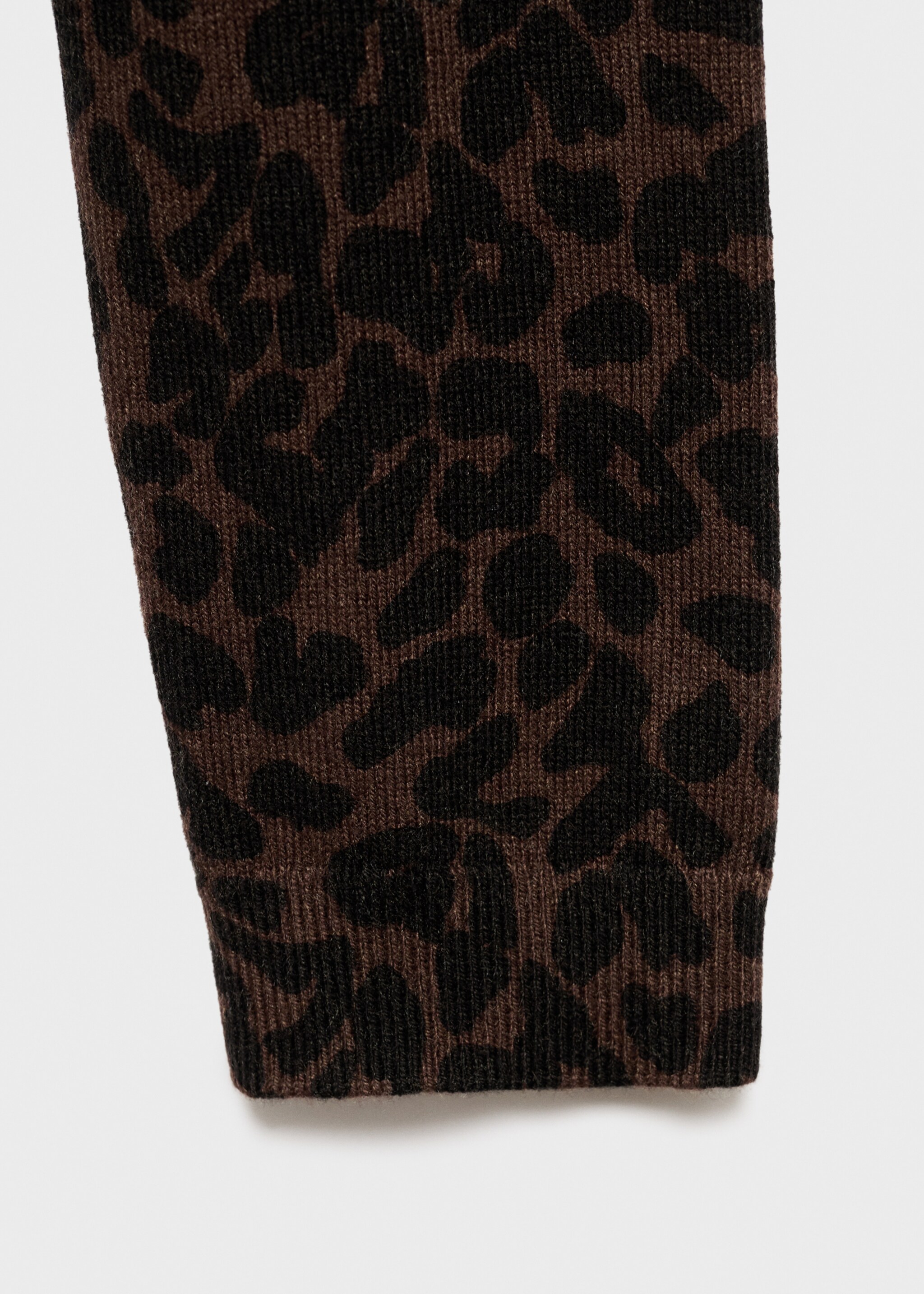 Ribbed leopard-print sweater - Details of the article 0, Chocolate. Ref: 17005832-00.