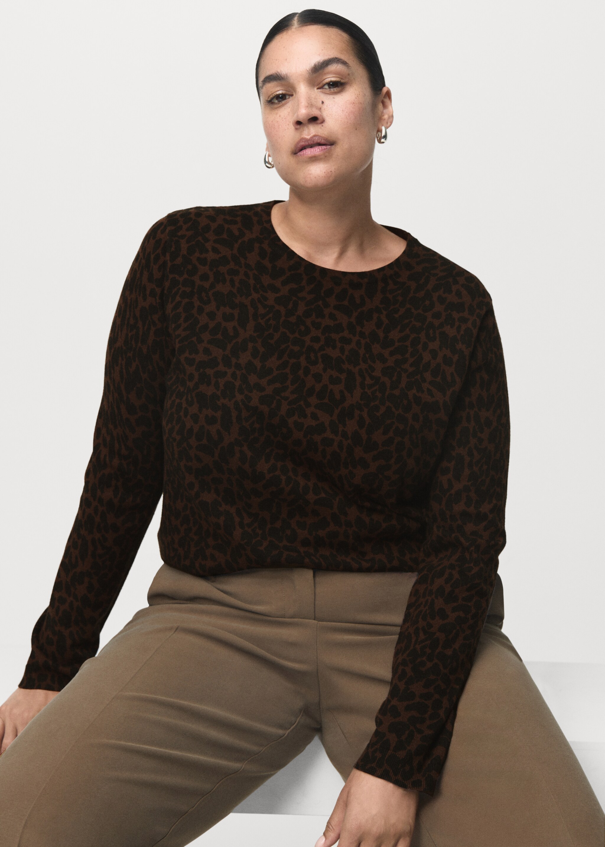 Ribbed leopard-print sweater - Details of the article 5, Chocolate. Ref: 17005832-00.