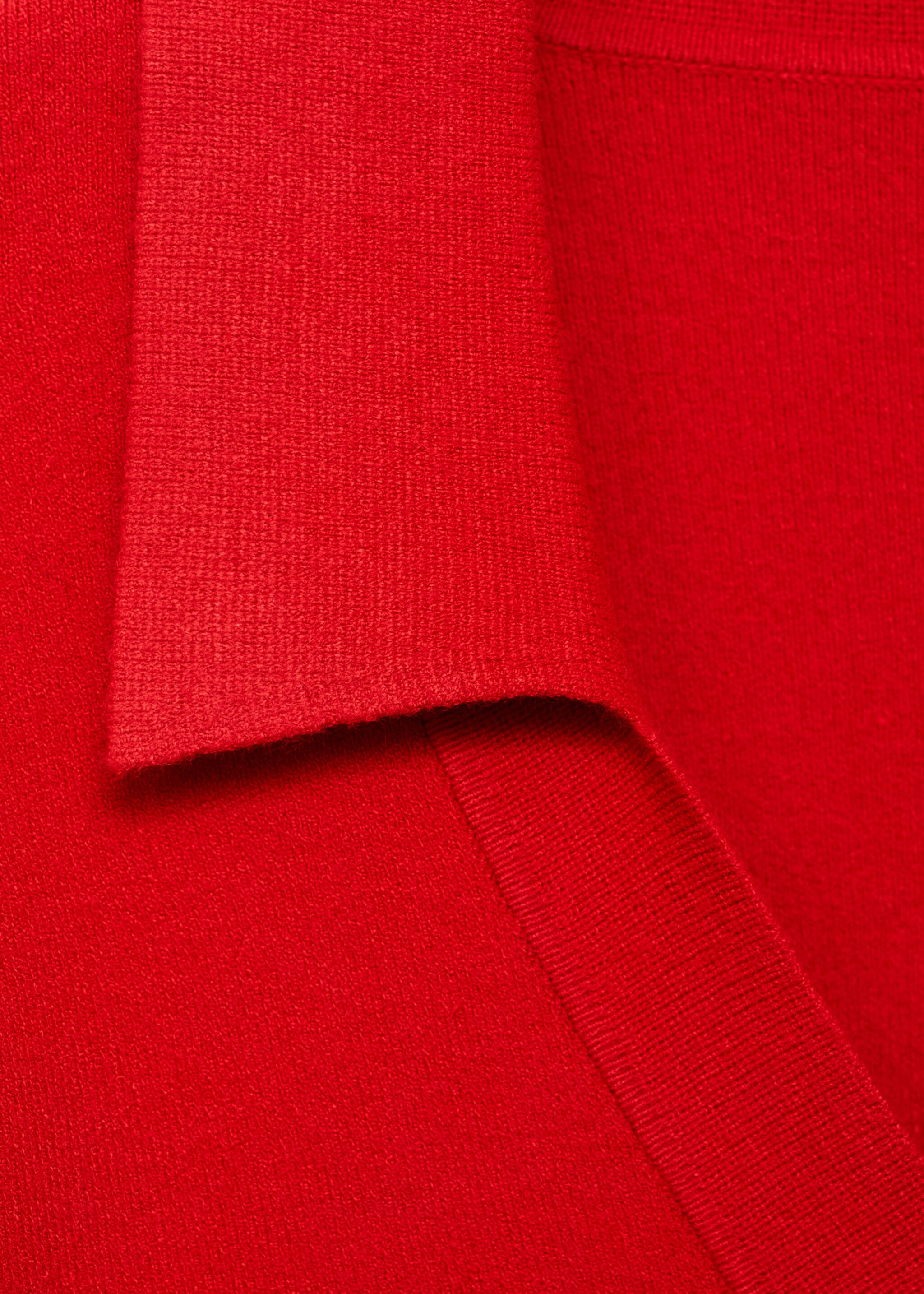 Fine-knit V-neck sweater - Details of the article 0, Red. Ref: 17005833-00.