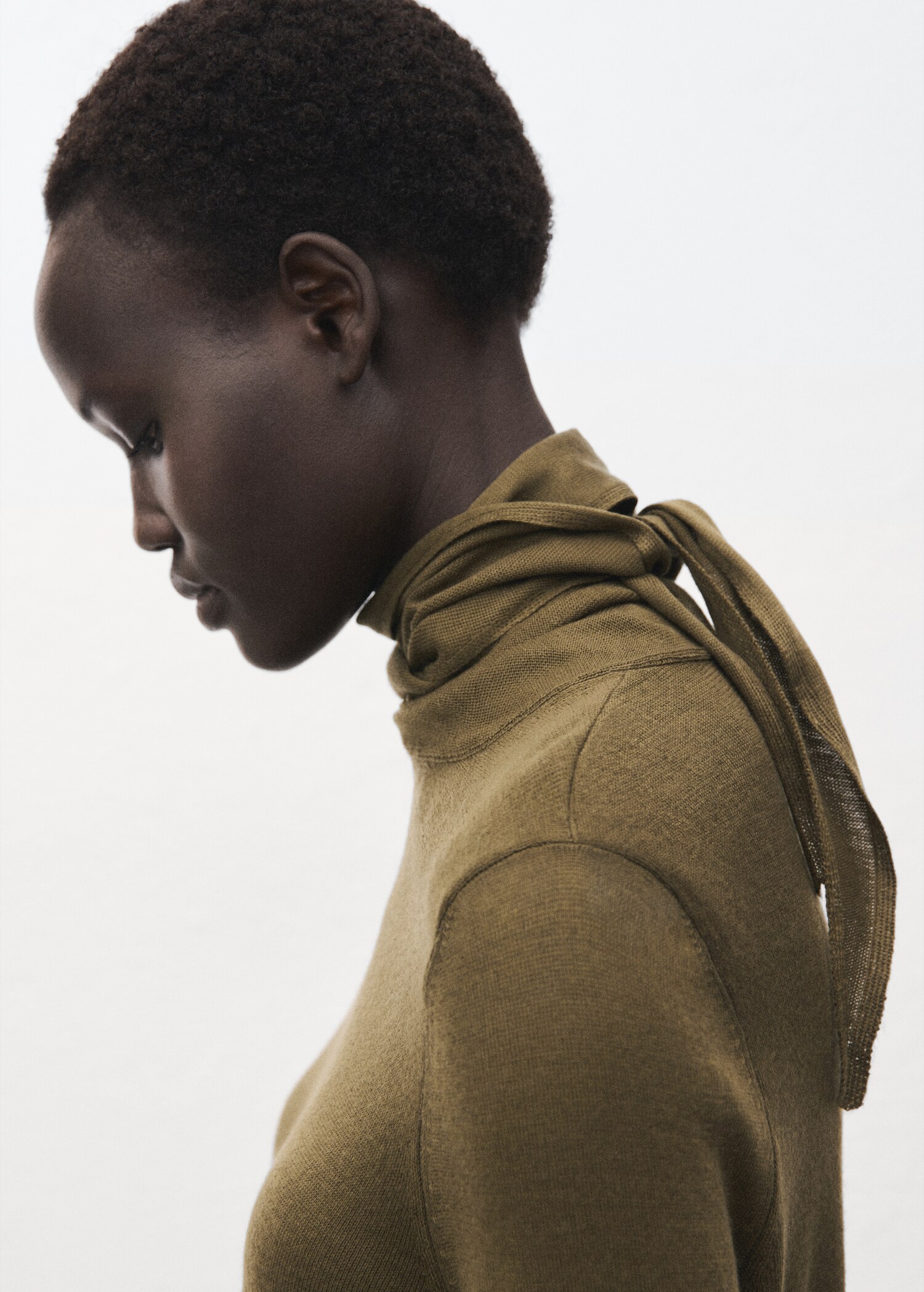 Pull col roulé avec nœud - Détail de l'article 1