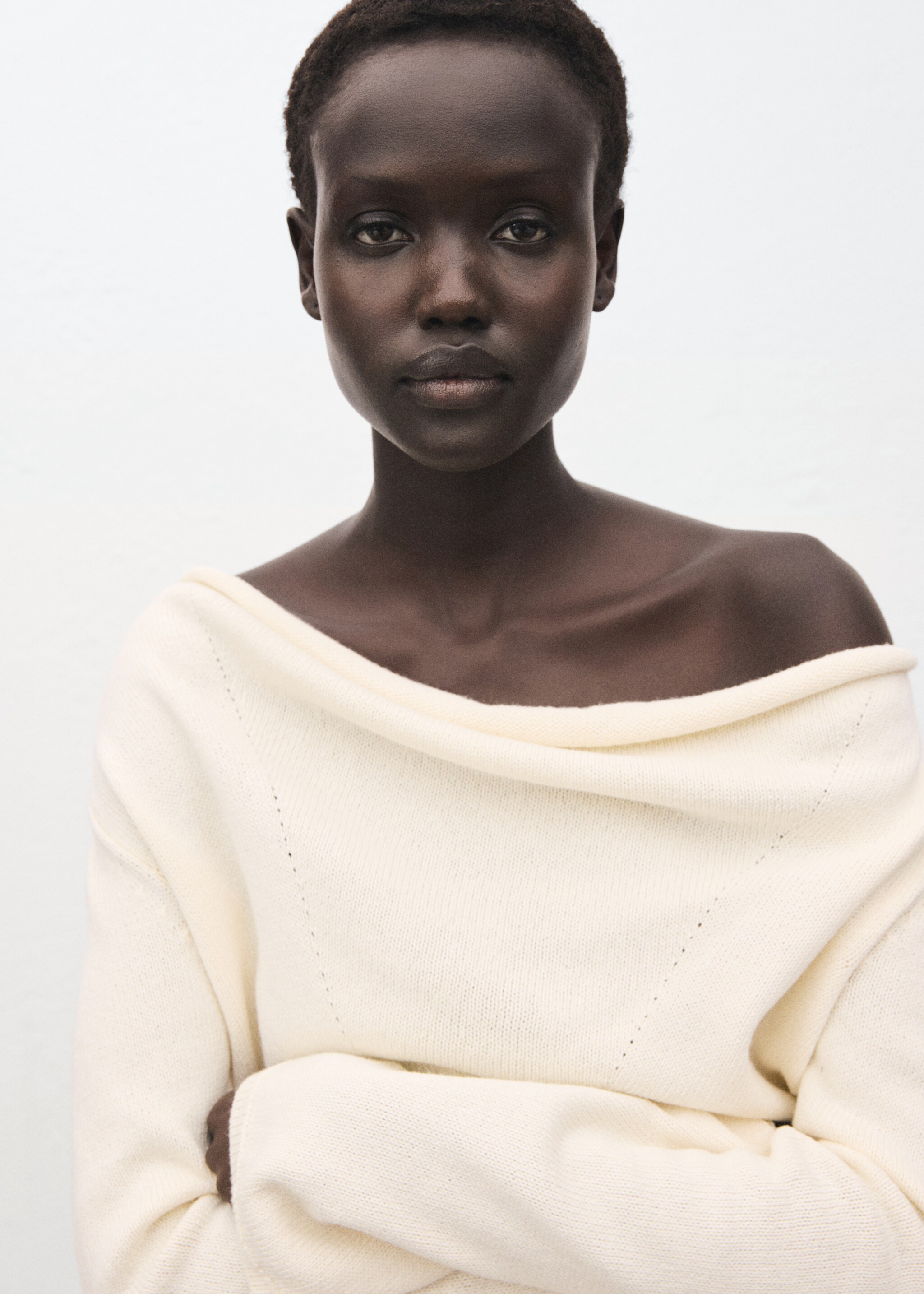 Cowl neck sweater - Details of the article 1, Ecru. Ref: 17005841-00.