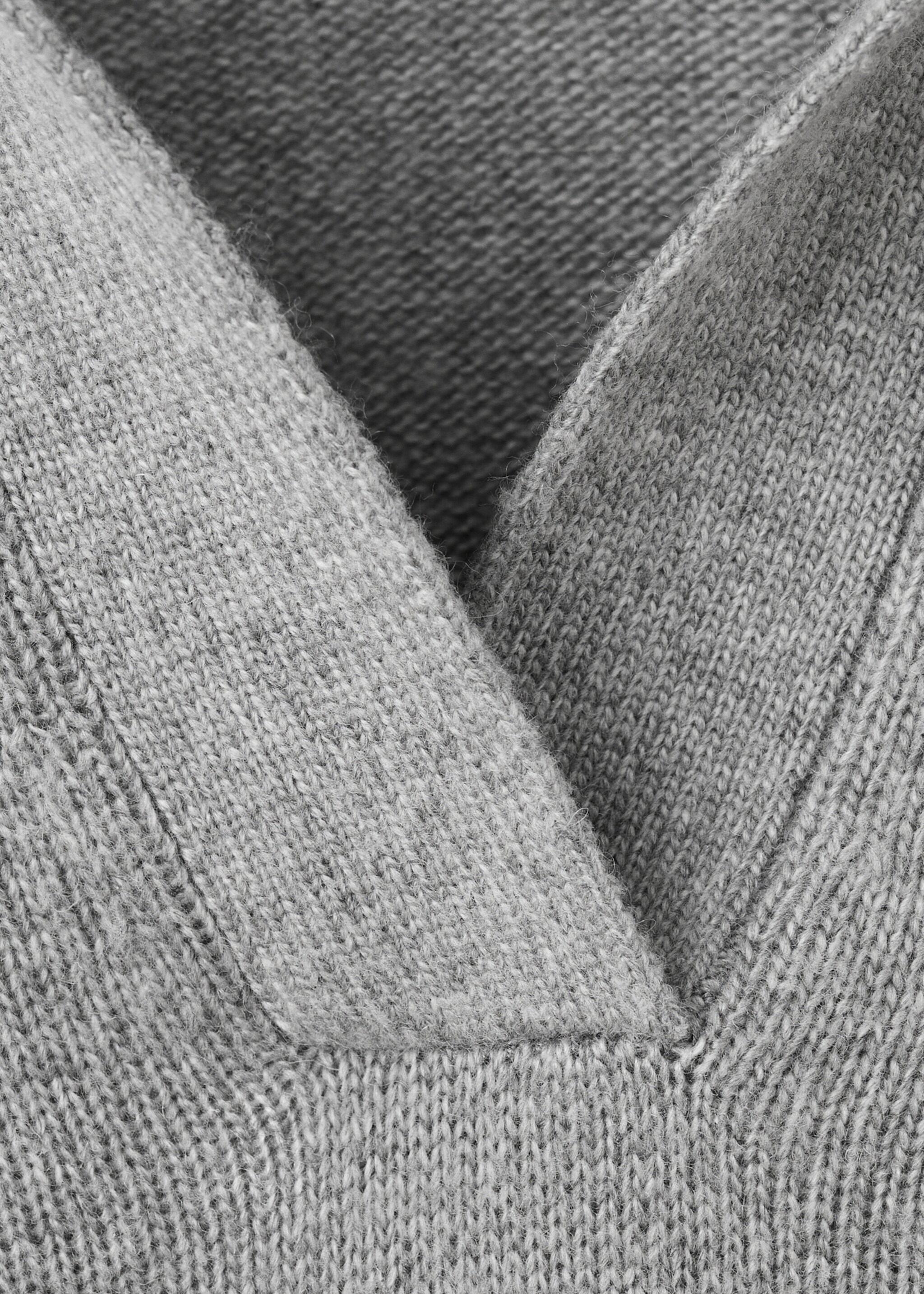 Knitted polo-neck sweater - Details of the article 8, Light Heather Grey. Ref: 17005856-00.