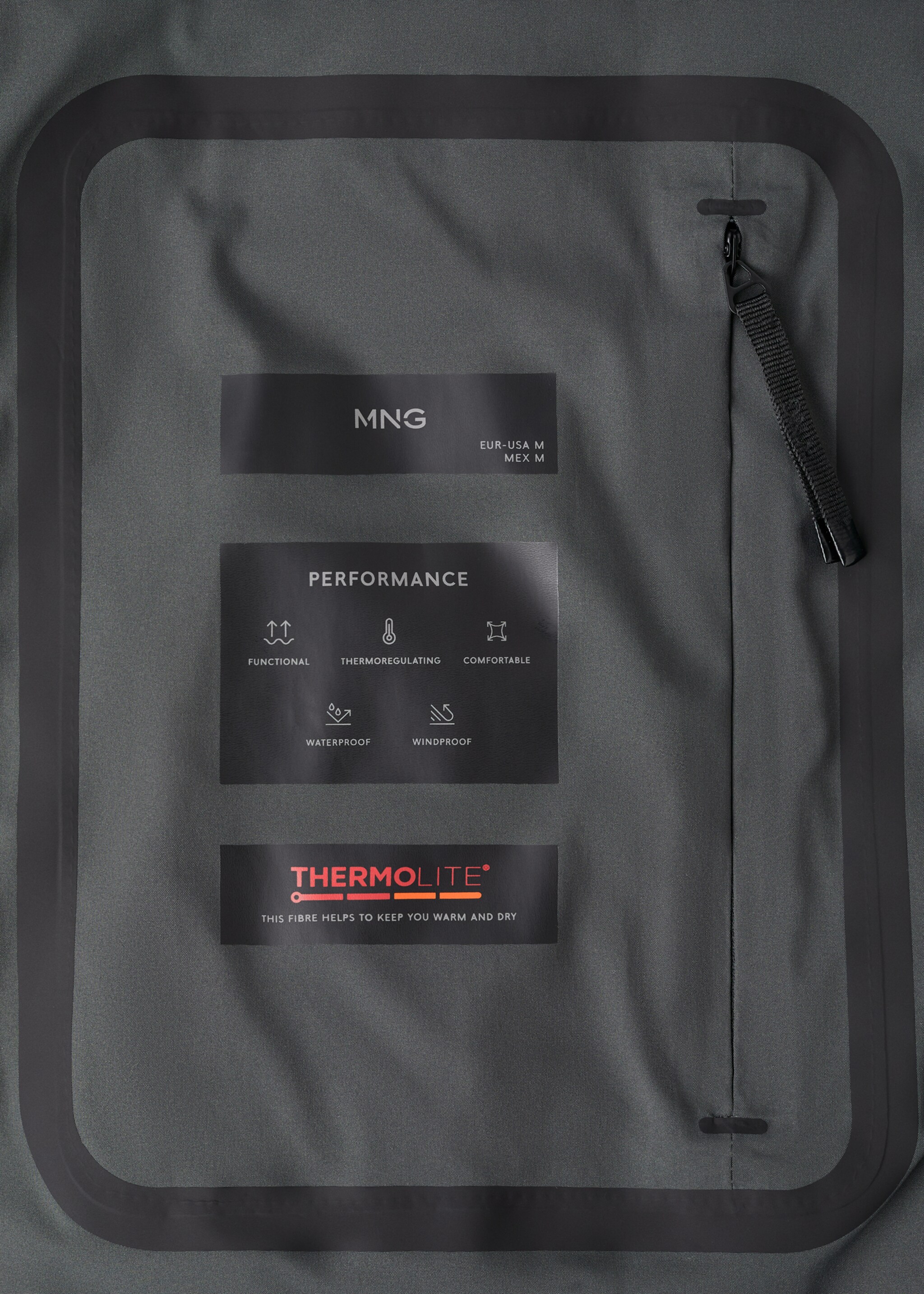 Waterproof jacket with Thermolite® padding - Details of the article 5, Dark Green. Ref: 17005970-00.