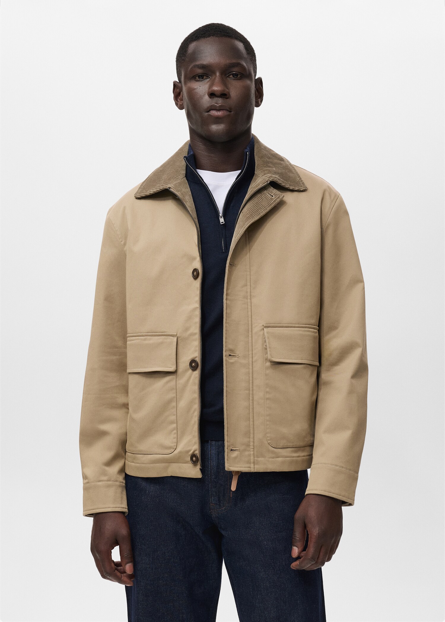 Water-repellent jacket with pockets - Medium plane