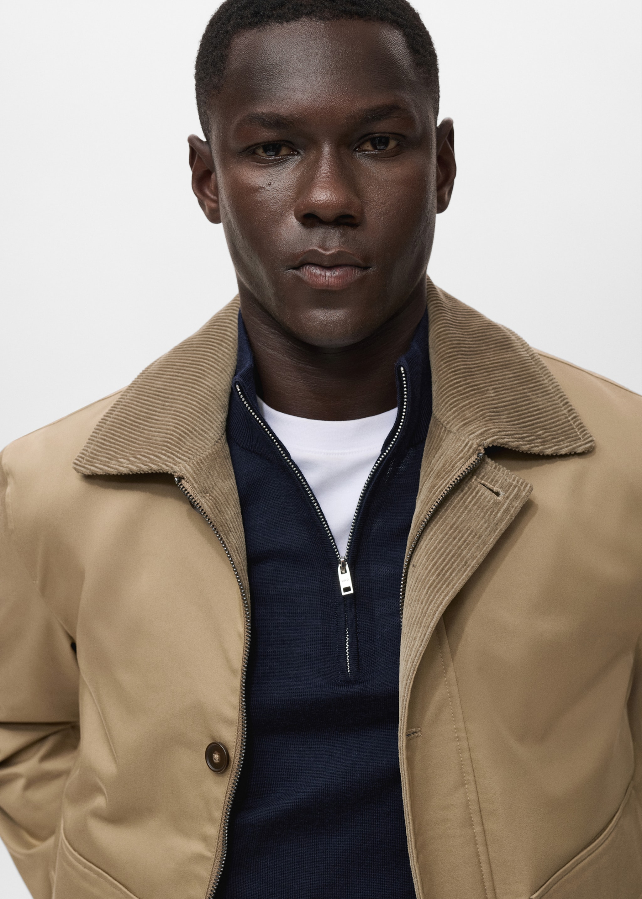 Water-repellent jacket with pockets - Details of the article 1, Beige. Ref: 17005973-00.
