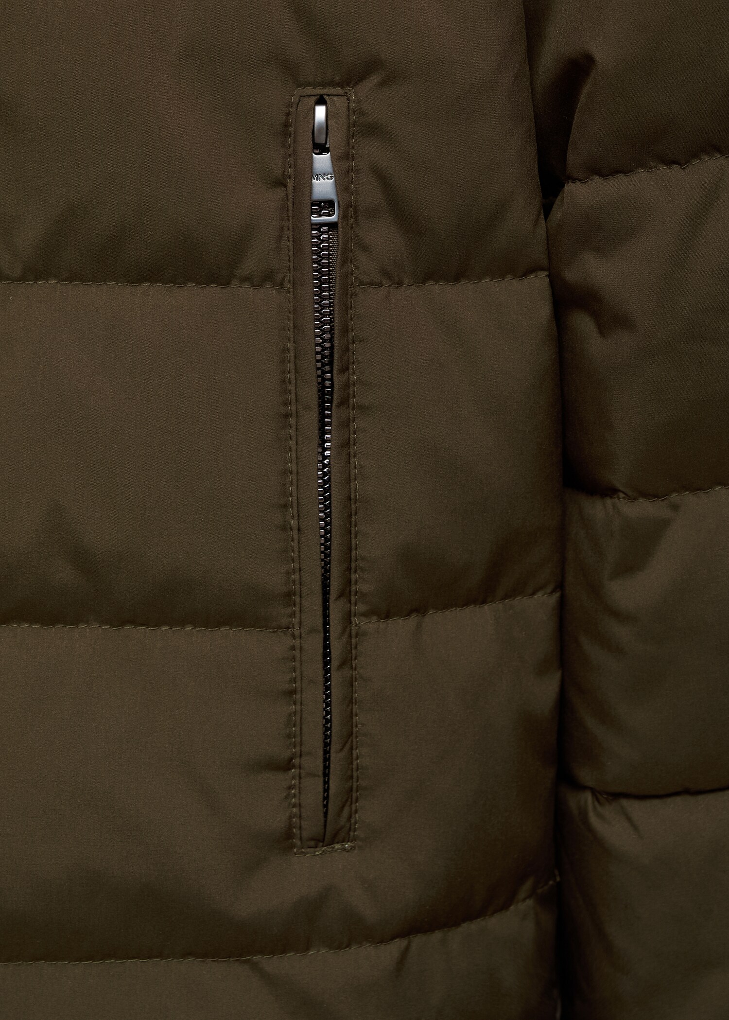 Quilted jacket with down and feather filling - Details of the article 0