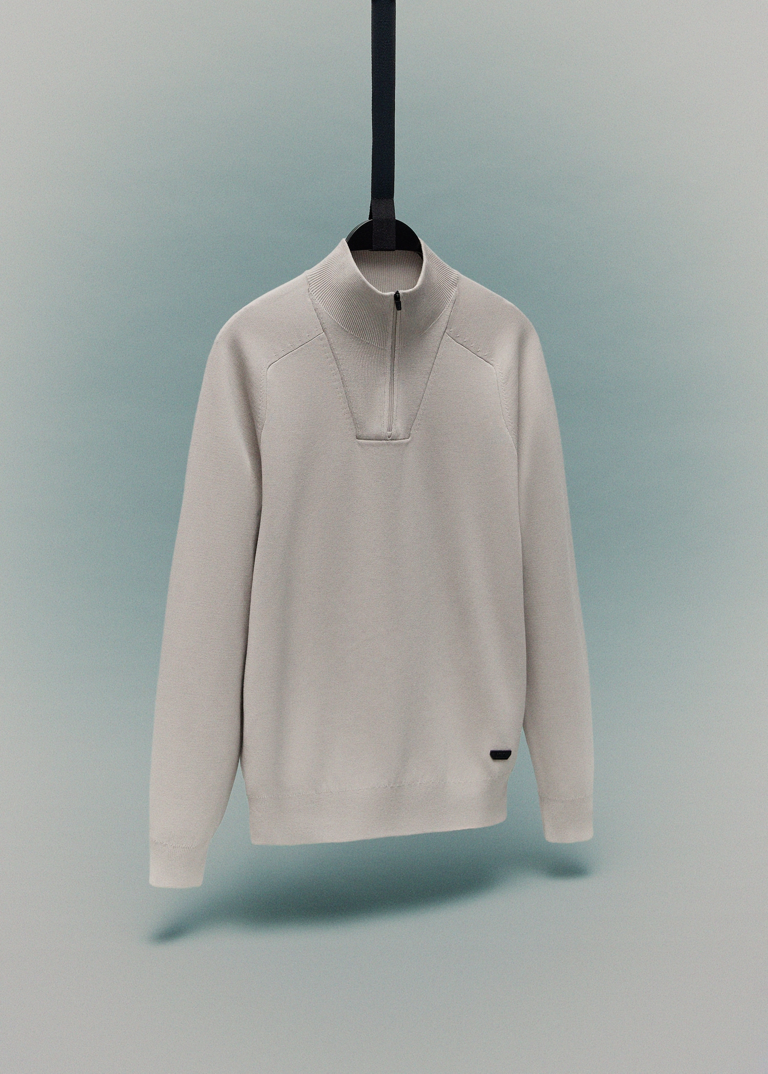 Breathable zip-neck sweater - Details of the article 9