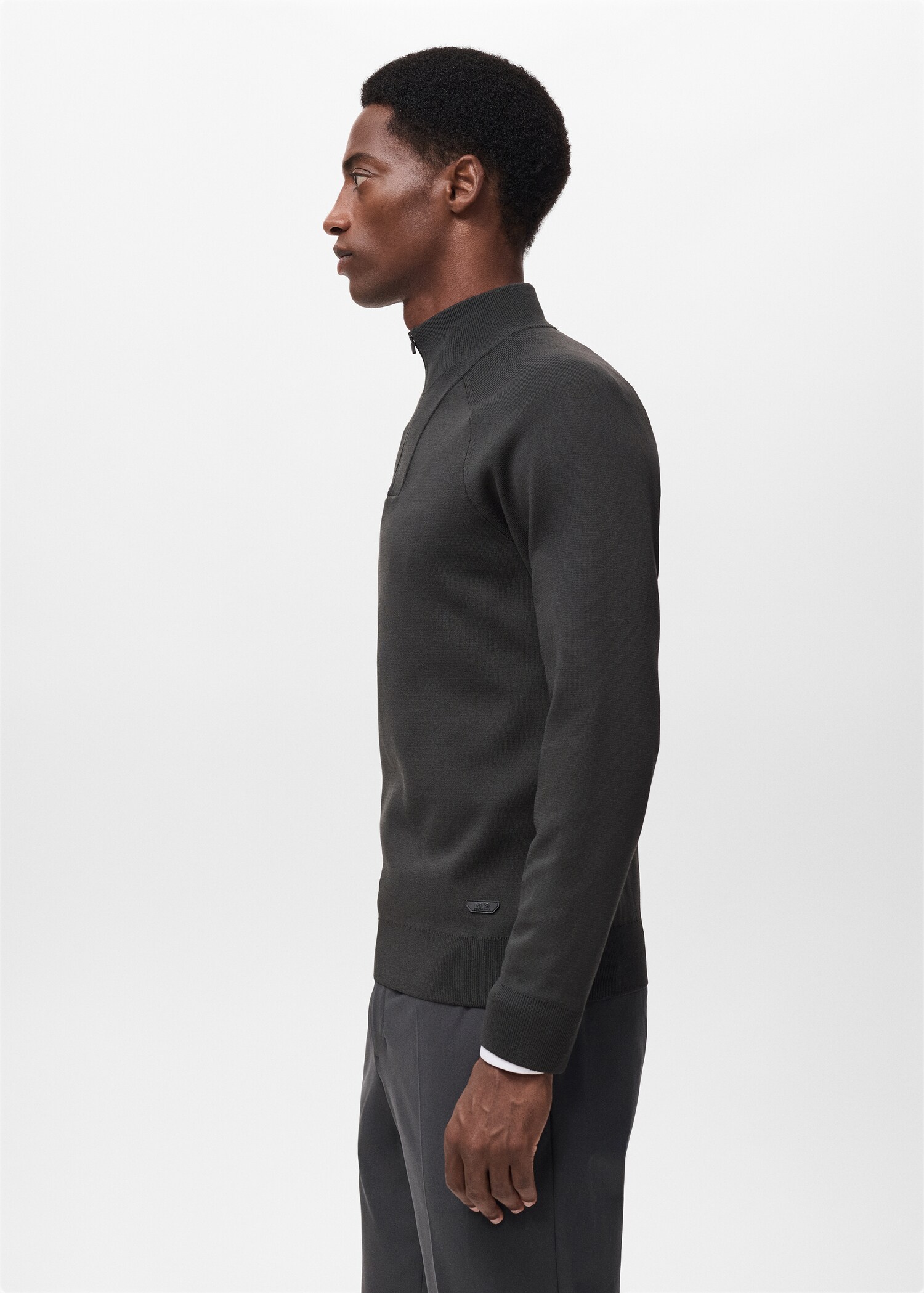 Breathable zip-neck sweater - Details of the article 2