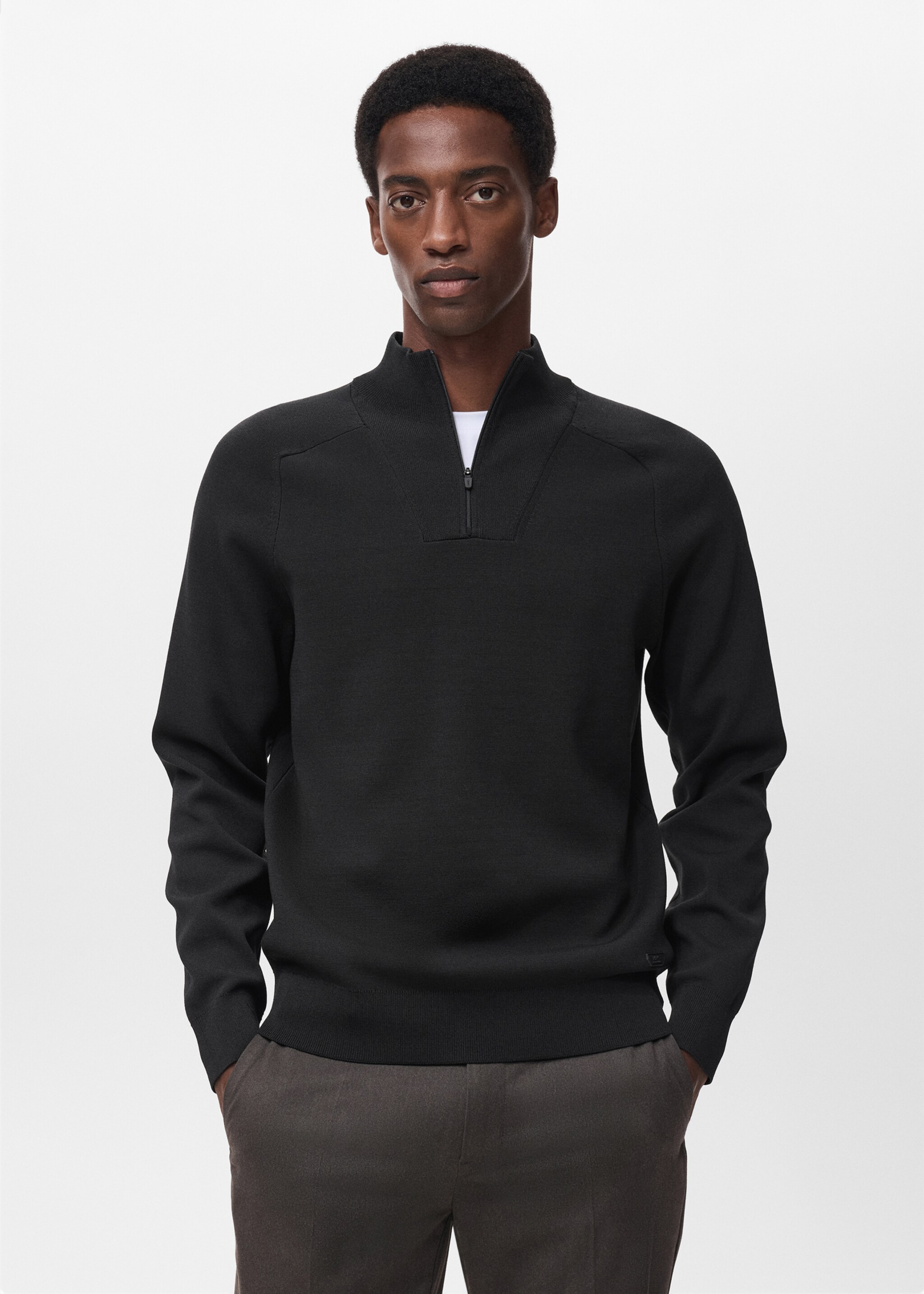 Breathable zip-neck sweater - Medium plane, Black. Ref: 17005979-00.