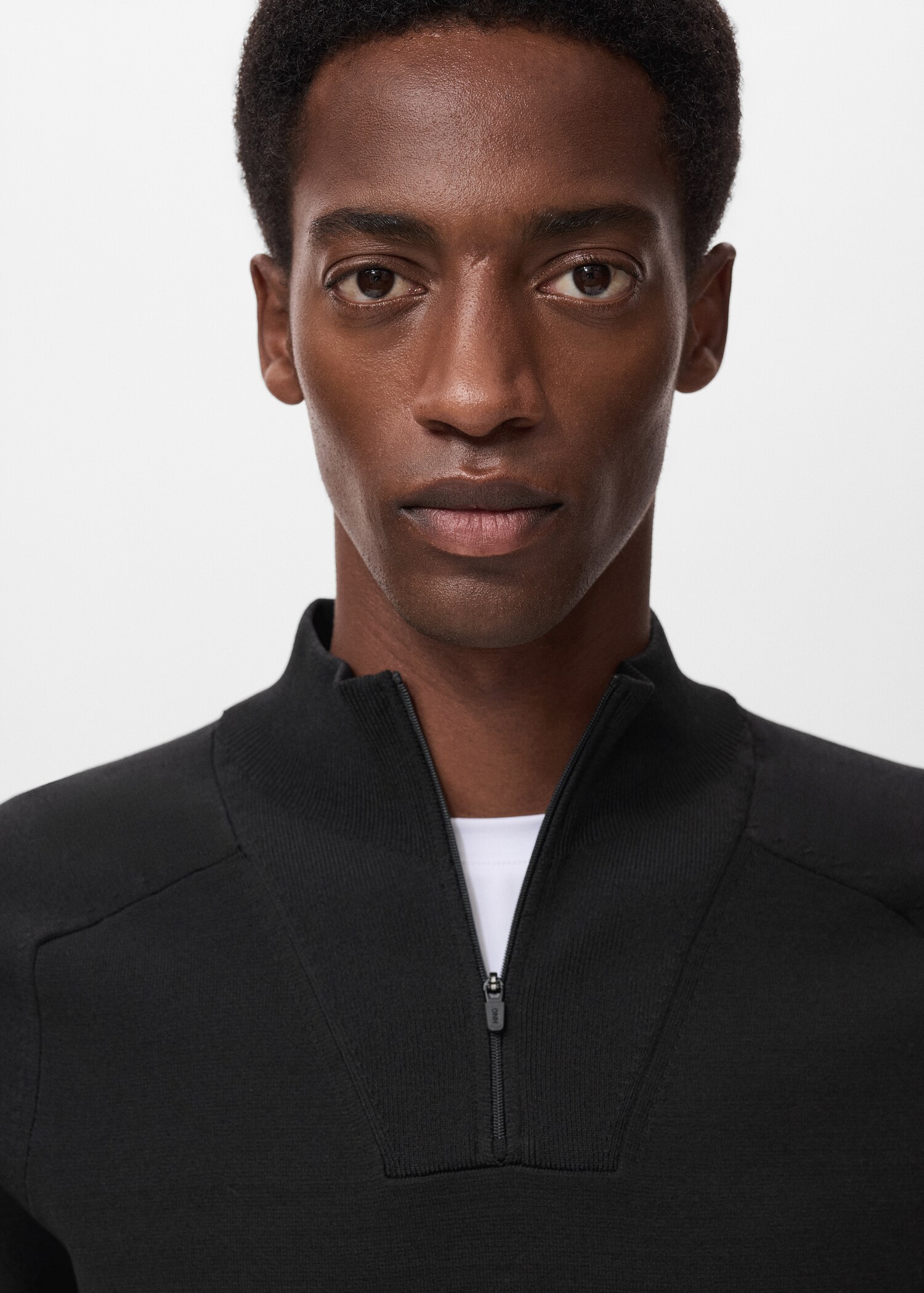 Breathable zip-neck sweater - Details of the article 1