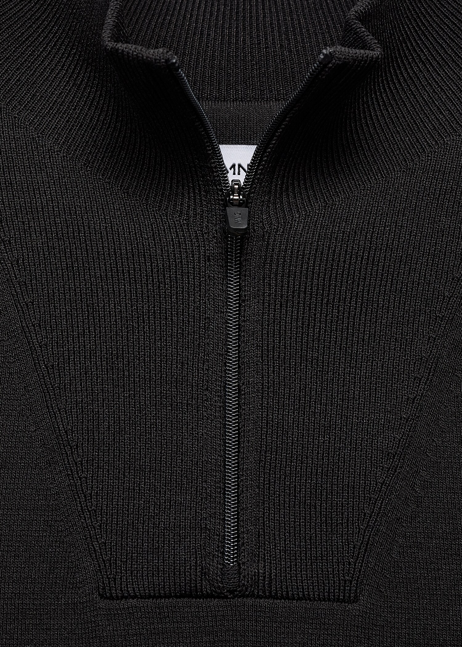 Breathable zip-neck sweater - Details of the article 8