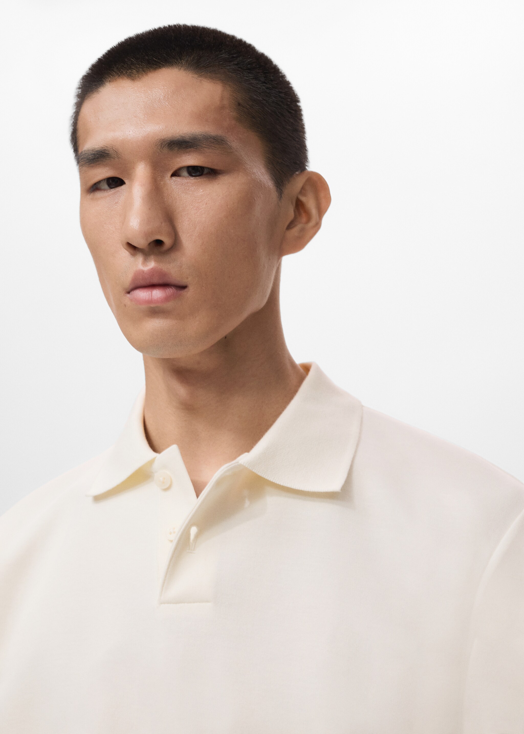 Regular-fit polo sweatshirt - Details of the article 1, White. Ref: 17005984-00.