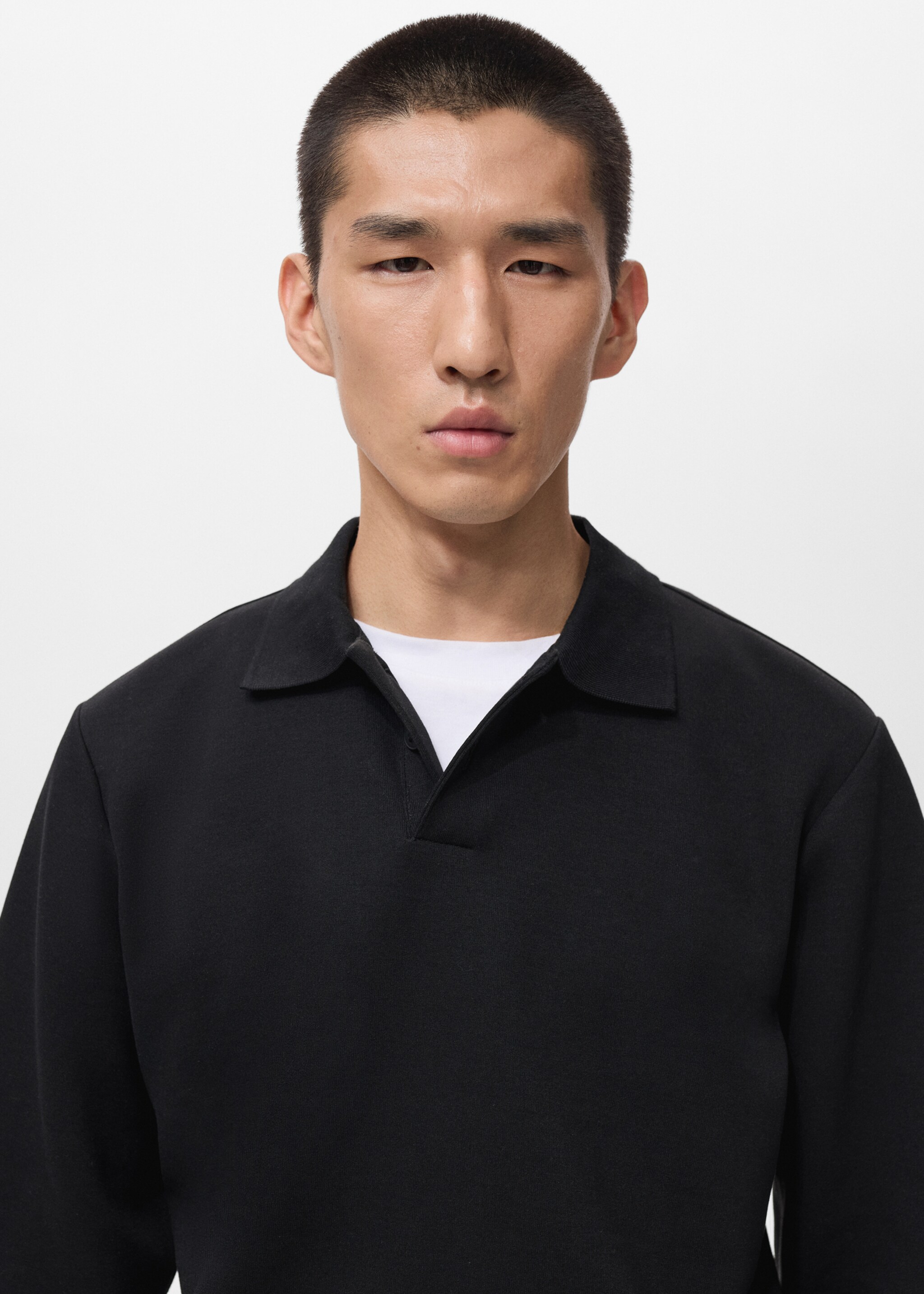 Regular-fit polo sweatshirt - Details of the article 1, Black. Ref: 17005984-00.