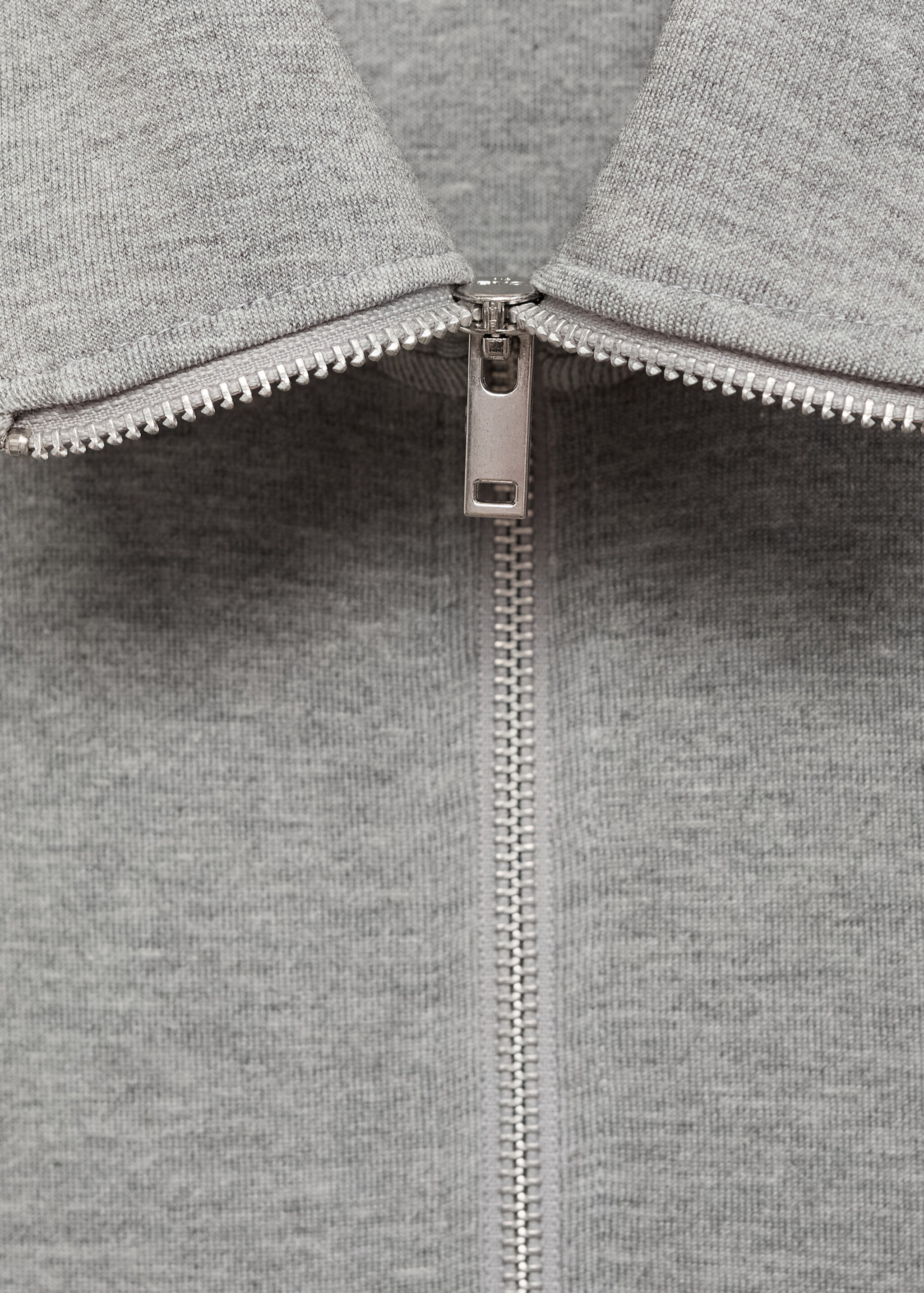 Sudadera algodón cuello cremallera - Detalle del artículo 8, Gris medio vigoré. Ref: 17005985-00.