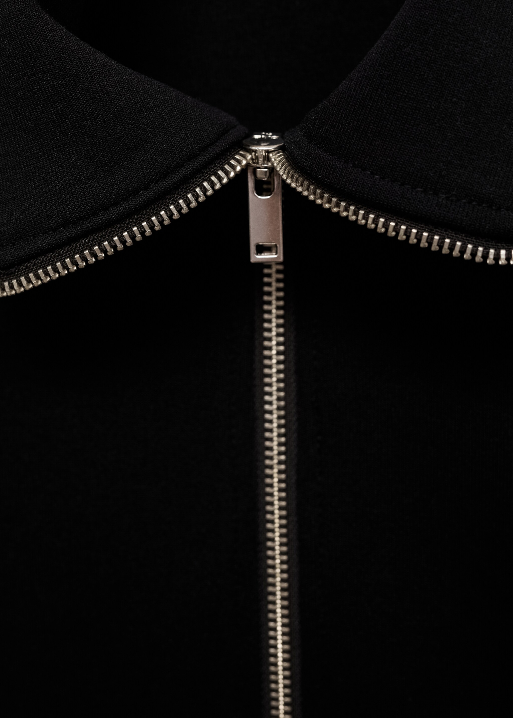 Sudadera algodón cuello cremallera - Detalle del artículo 8, Negro. Ref: 17005985-00.