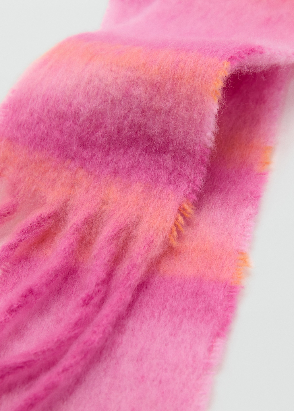 Striped scarf with fringed ends