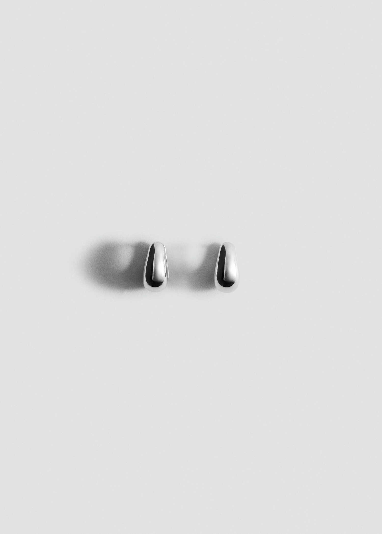 Volume hoop earrings - Article without model