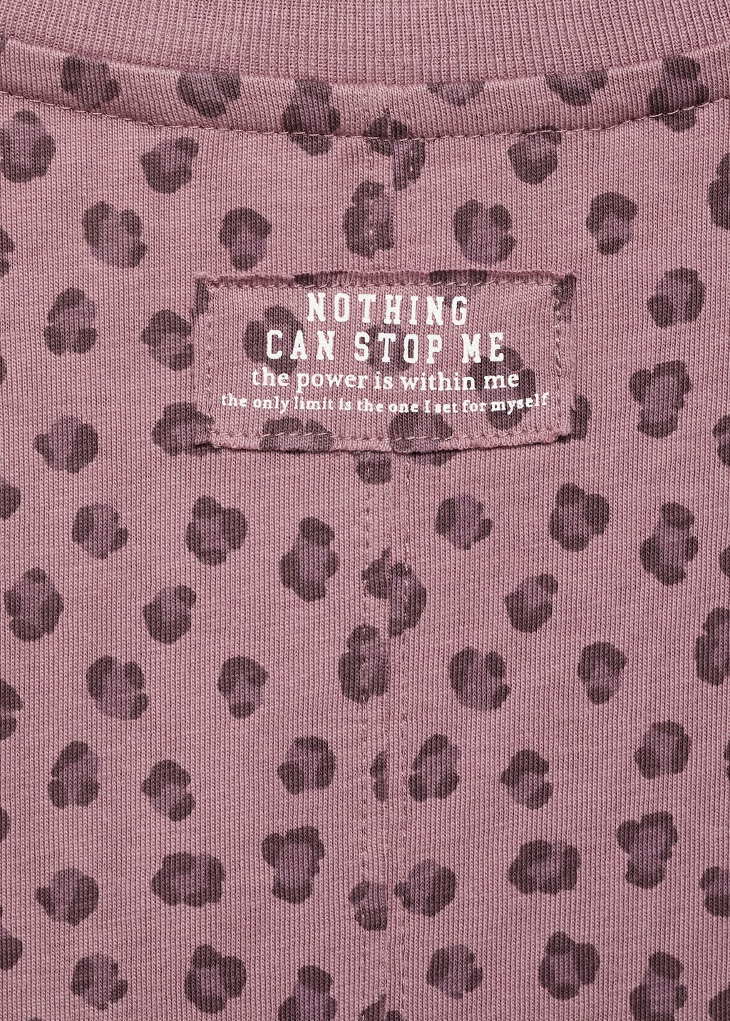 Leopard-print T-shirt