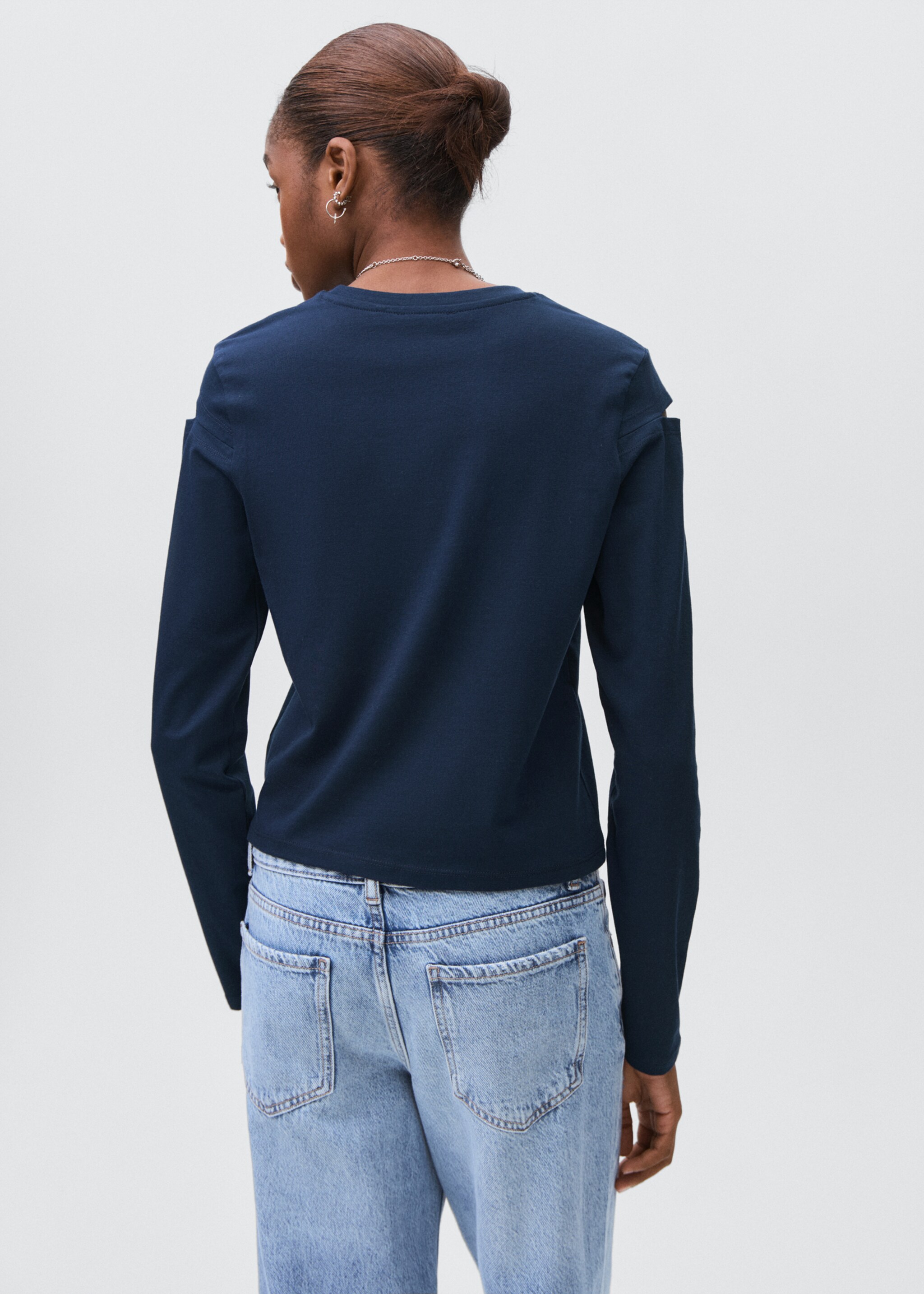 Cotton t-shirt with cut-out - Reverse of the article, Navy. Ref: 17006349-00.