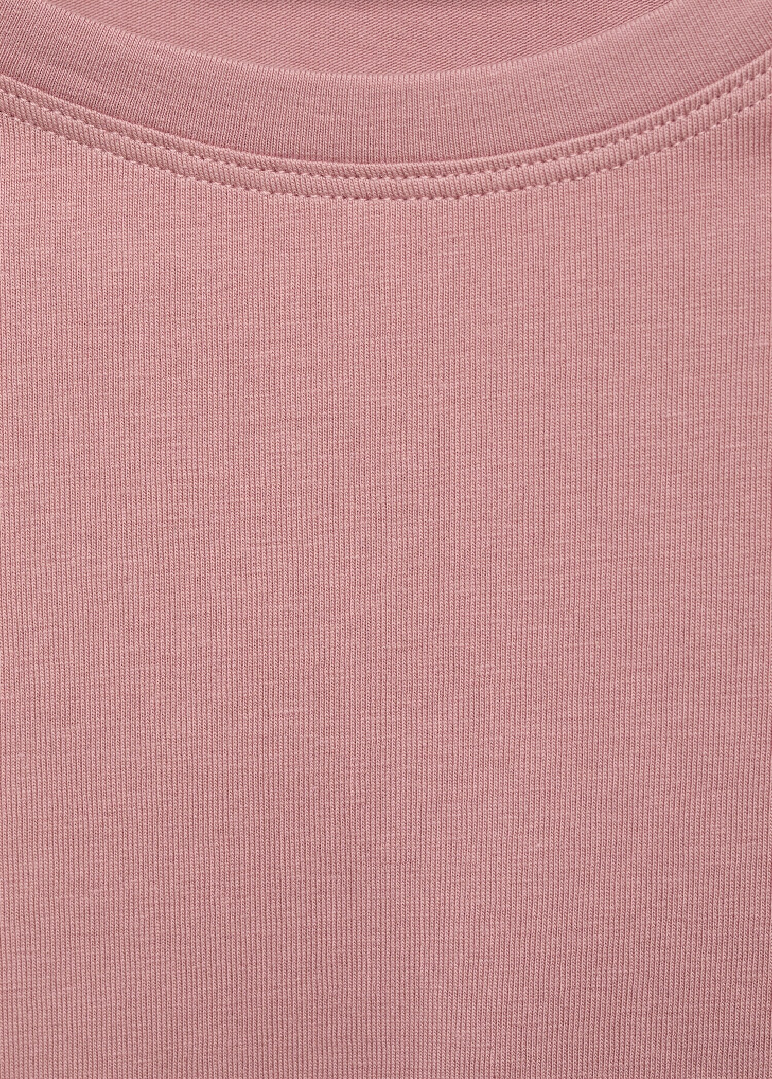 Cut-out t-shirt - Details of the article 0