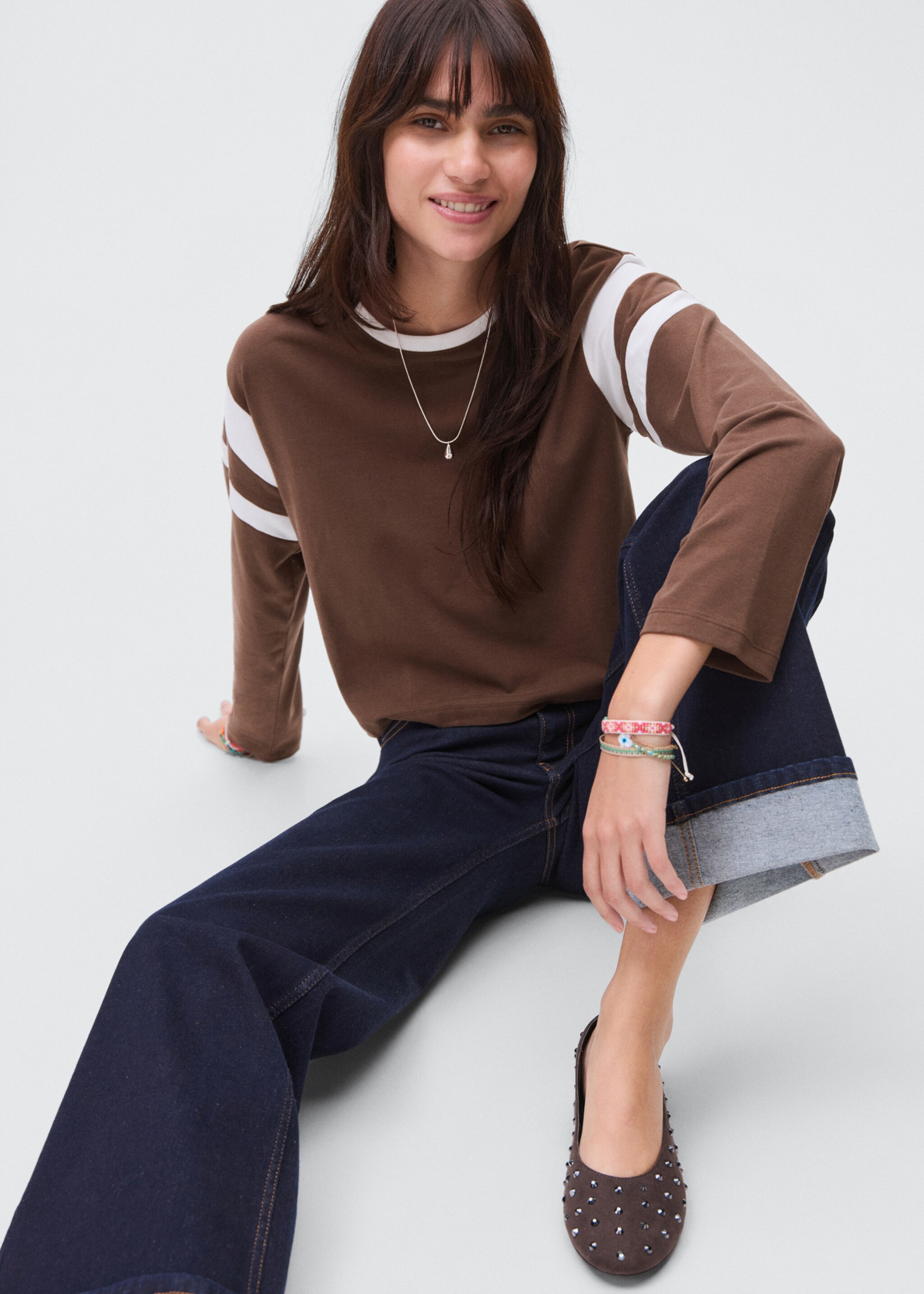 Contrasting collar cotton t-shirt - Details of the article 2, Brown. Ref: 17006357-00.