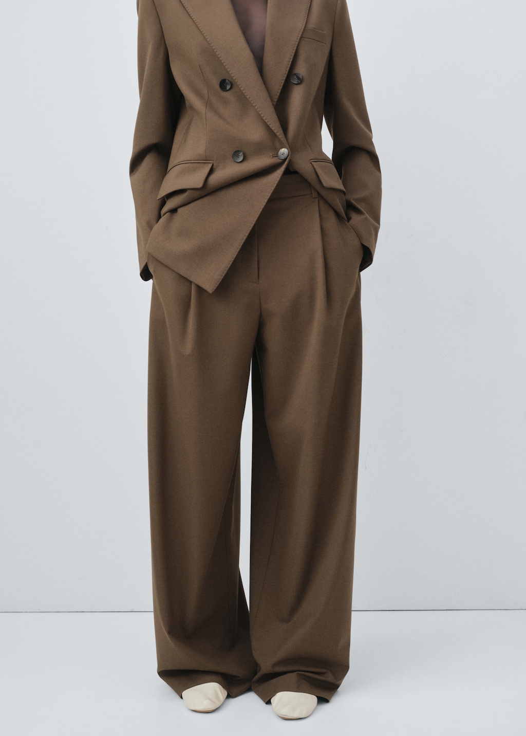 Pleated straight-leg suit pants