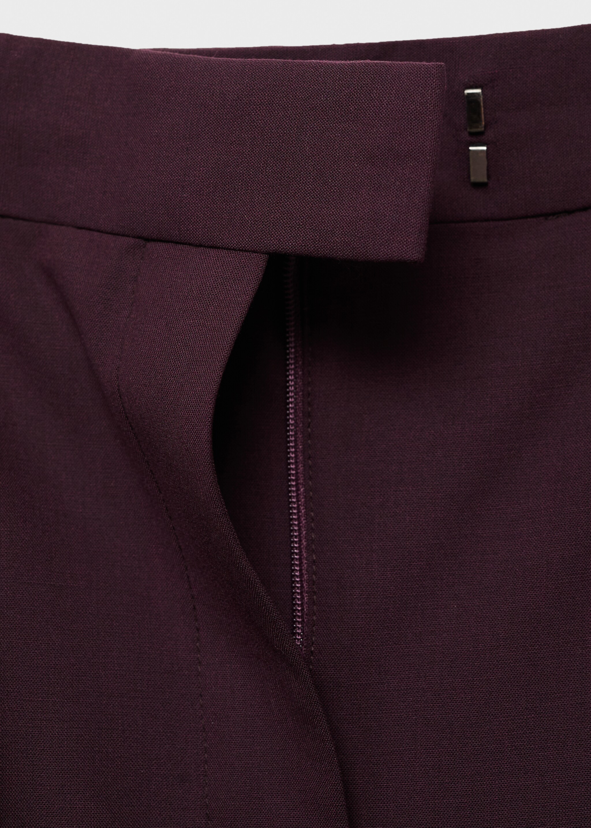 Pantalon costume droit laine - Détail de l'article 8, Grenat. Ref: 17006368-00.