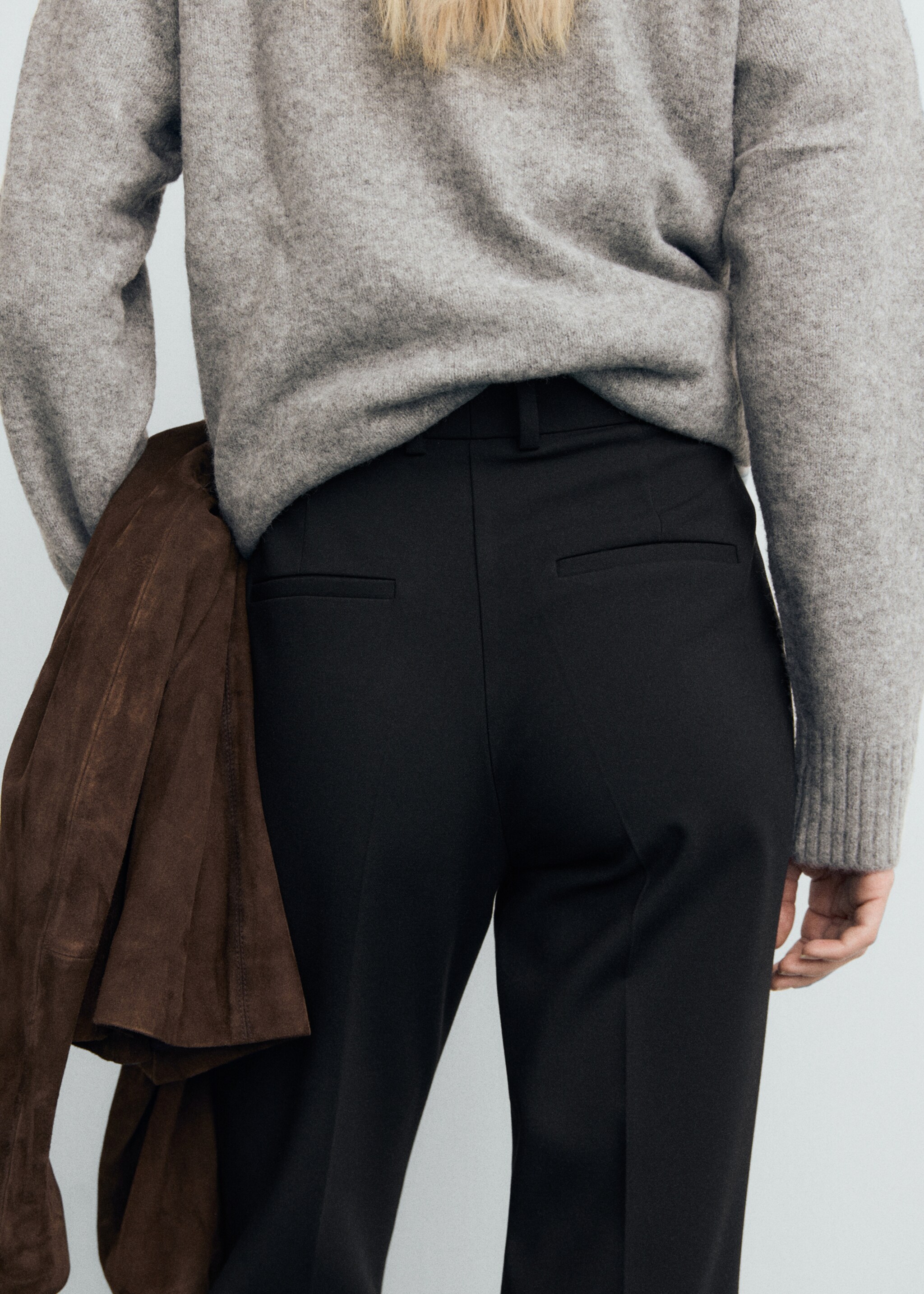 Mid-rise flare trousers - Details of the article 6, Black. Ref: 17006734-00.