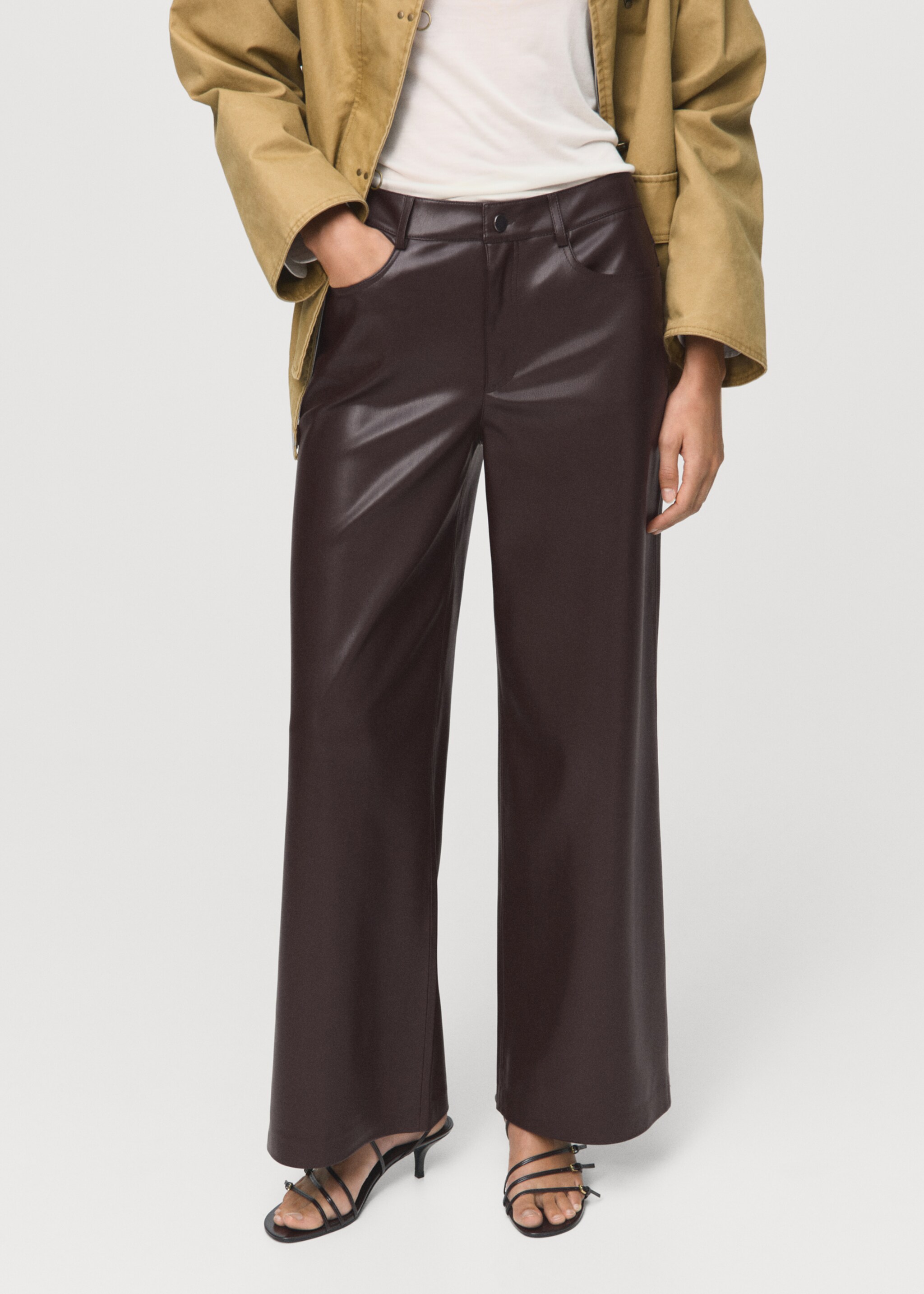 Leather-effect straight trousers - Medium plane, Maroon. Ref: 17006735-00.