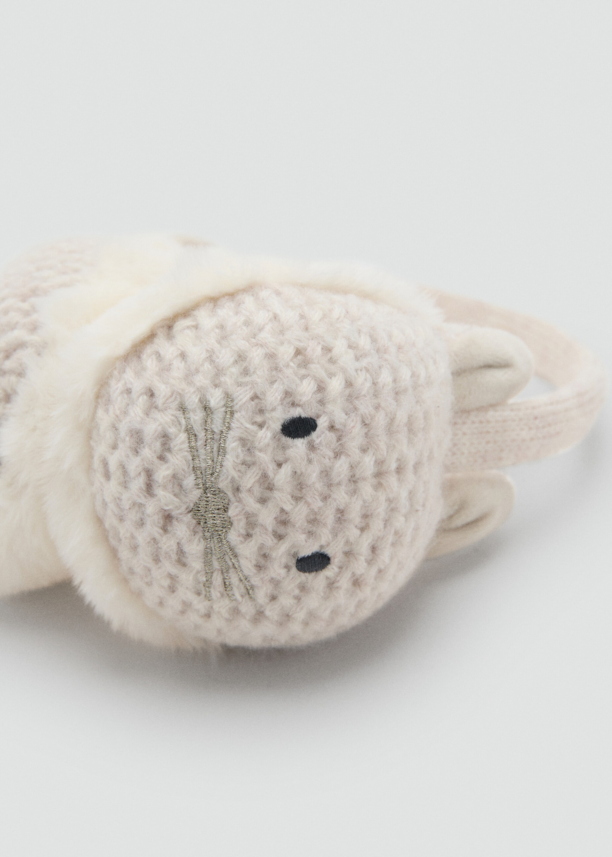 Bunny fur earmuffs - Details of the article 1, Sand. Ref: 17006737-00.
