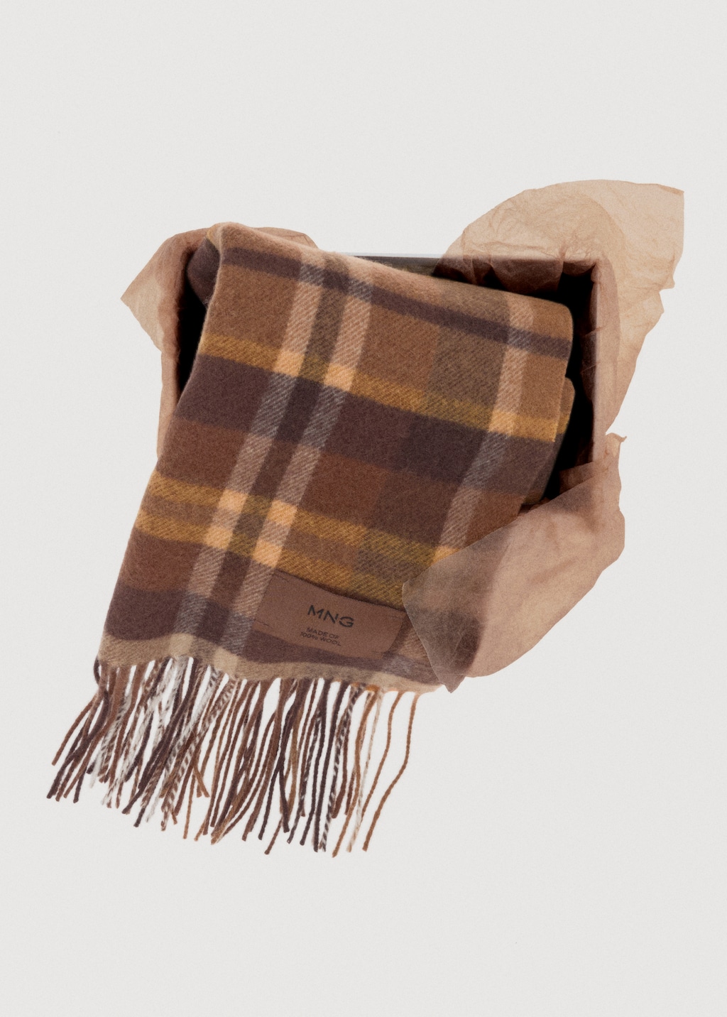 Woollen check scarf - Women | MANGO USA